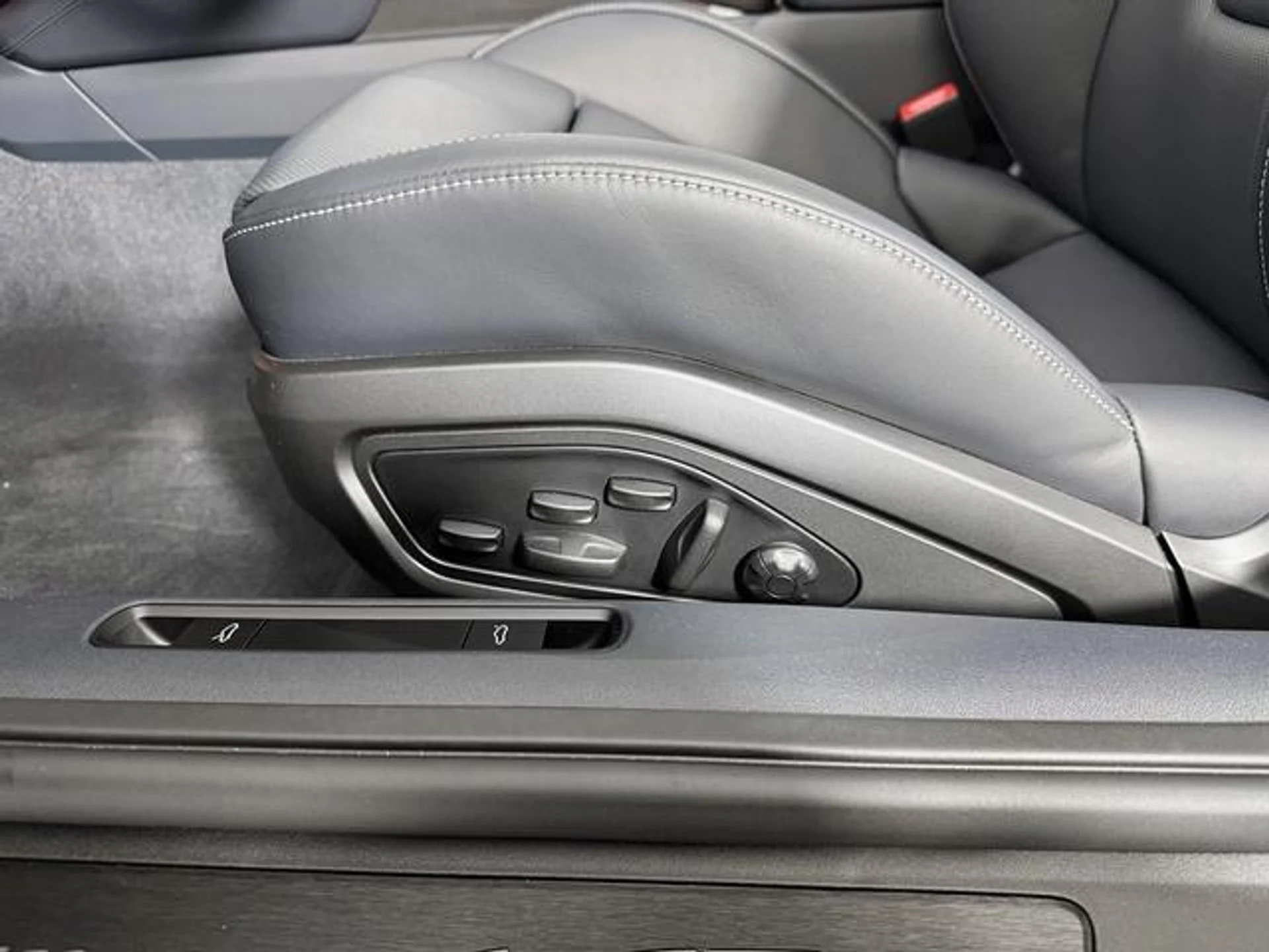 mph007_14932689_zn5_N_O_Mb06b4oymsj_Rr_Z8_M7_Hmr_E_b29c622265