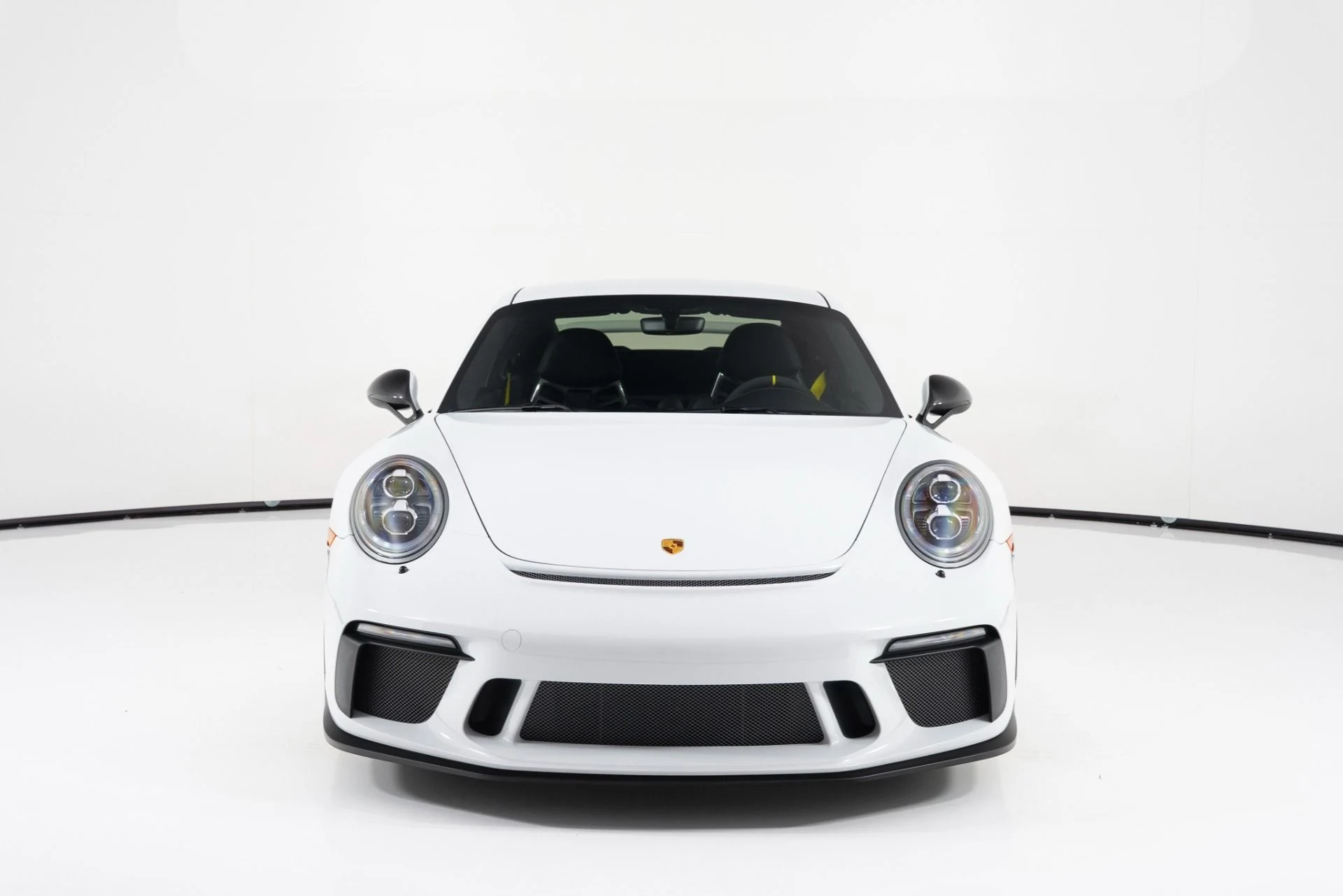 mph007_1498774839_Used_2018_Porsche_911_GT_3_1758566955_ce42007e65