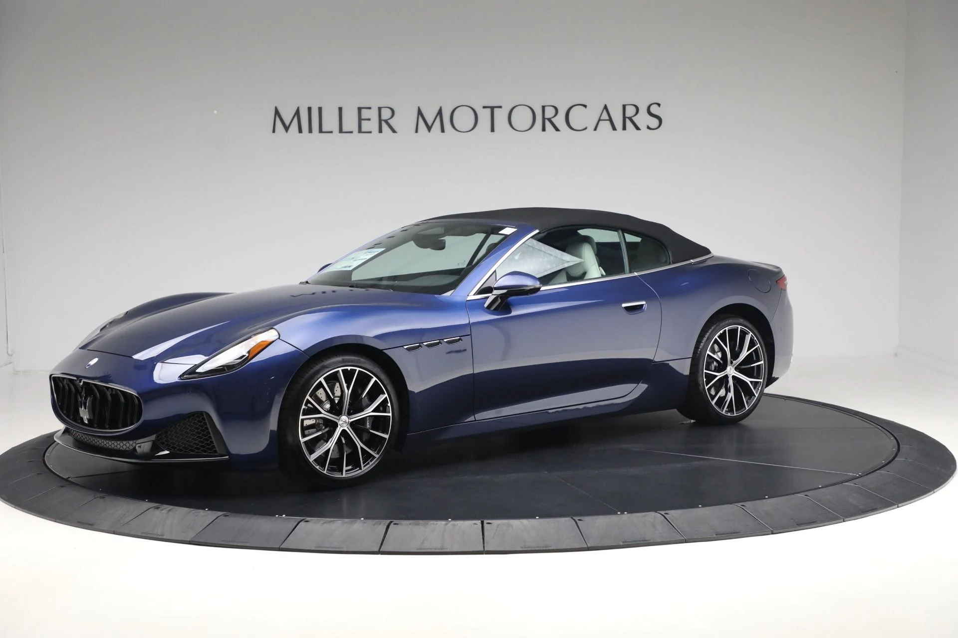 mph007_1505449612_New_2026_Maserati_Gran_Cabrio_Modena_1760548324_2eaa96c498