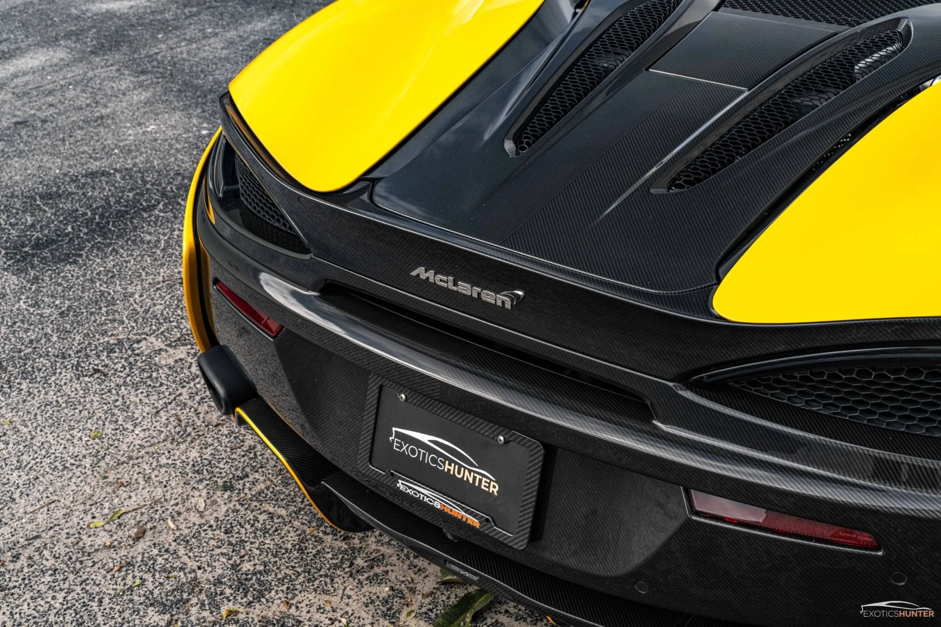 mph007_1520744772_Used_2016_Mc_Laren_570_S_w_EVERY_Carbon_Exterior_Pack_Lux_Pack_Front_Lift_1754945163_8b9690a9aa