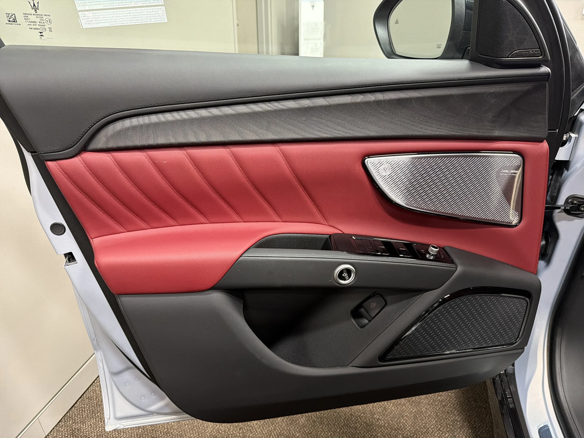 mph007_1526975665_8_ab5c16b7e6