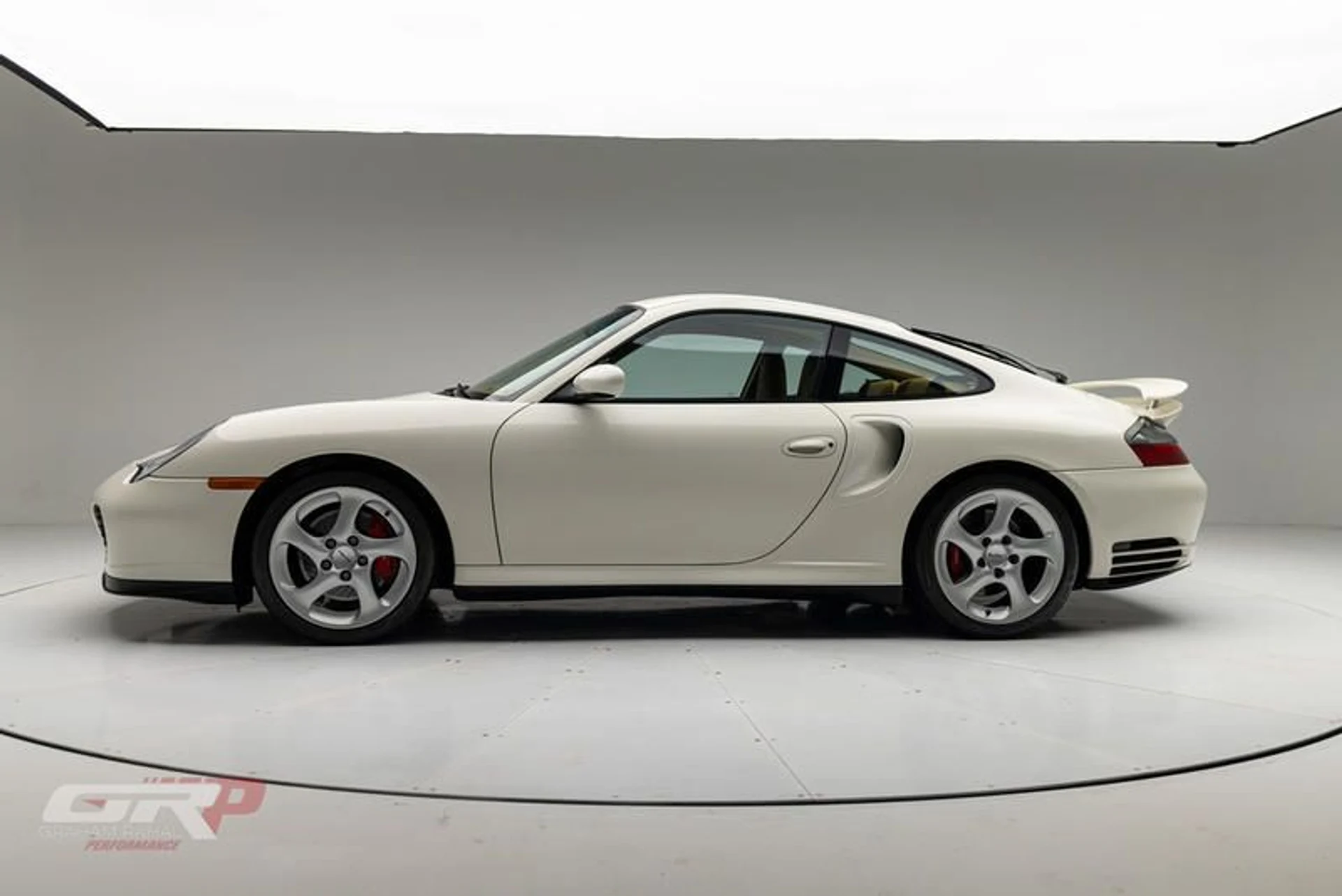 mph007_153400940_F5_C12_A2_D_BFE_3_4_CC_4_8_EDB_340_F6_D3_CA_1_E4_7be424ed48