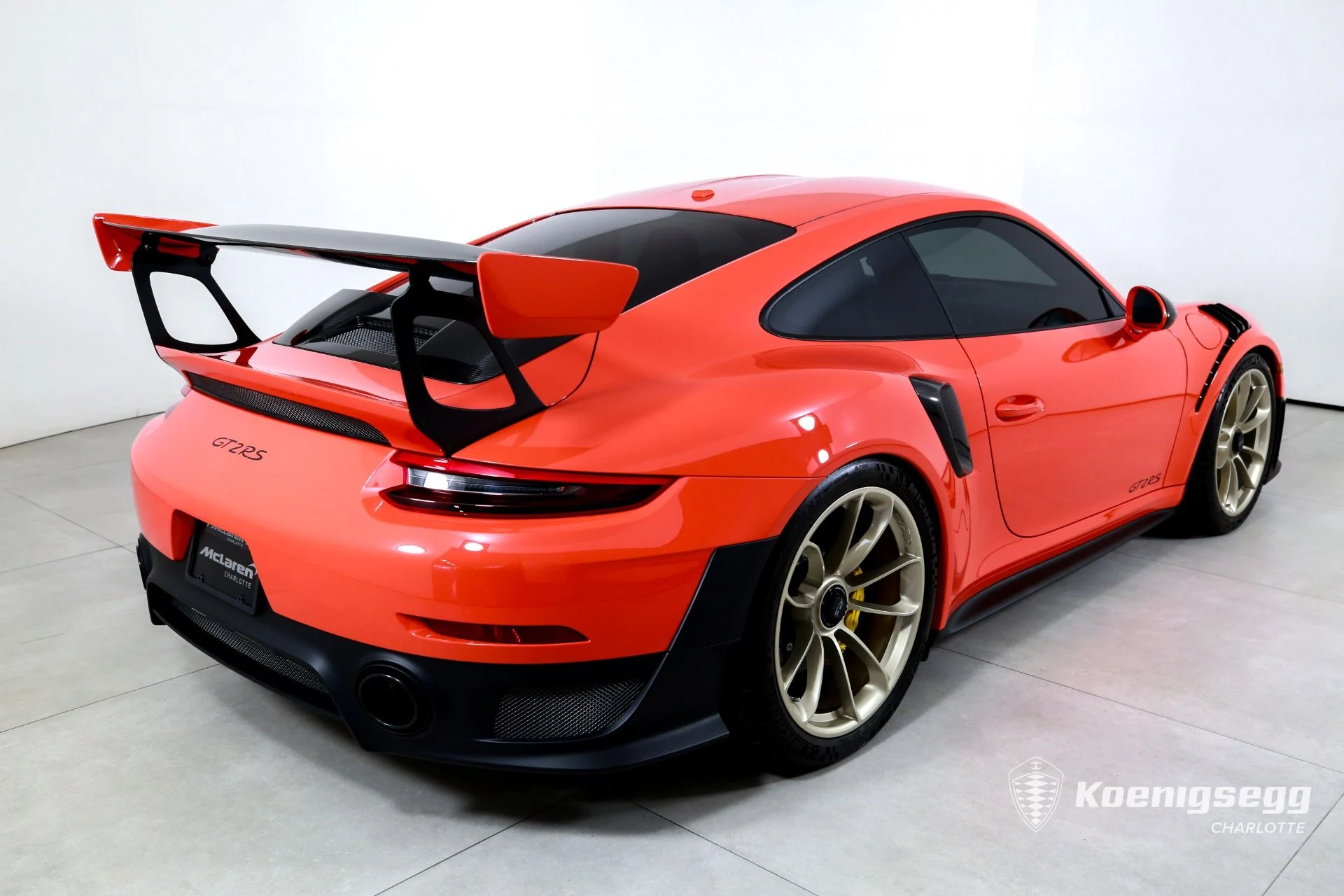 mph007_1544182053_Used_2018_Porsche_911_GT_2_RS_1783437290_ab1fab476e