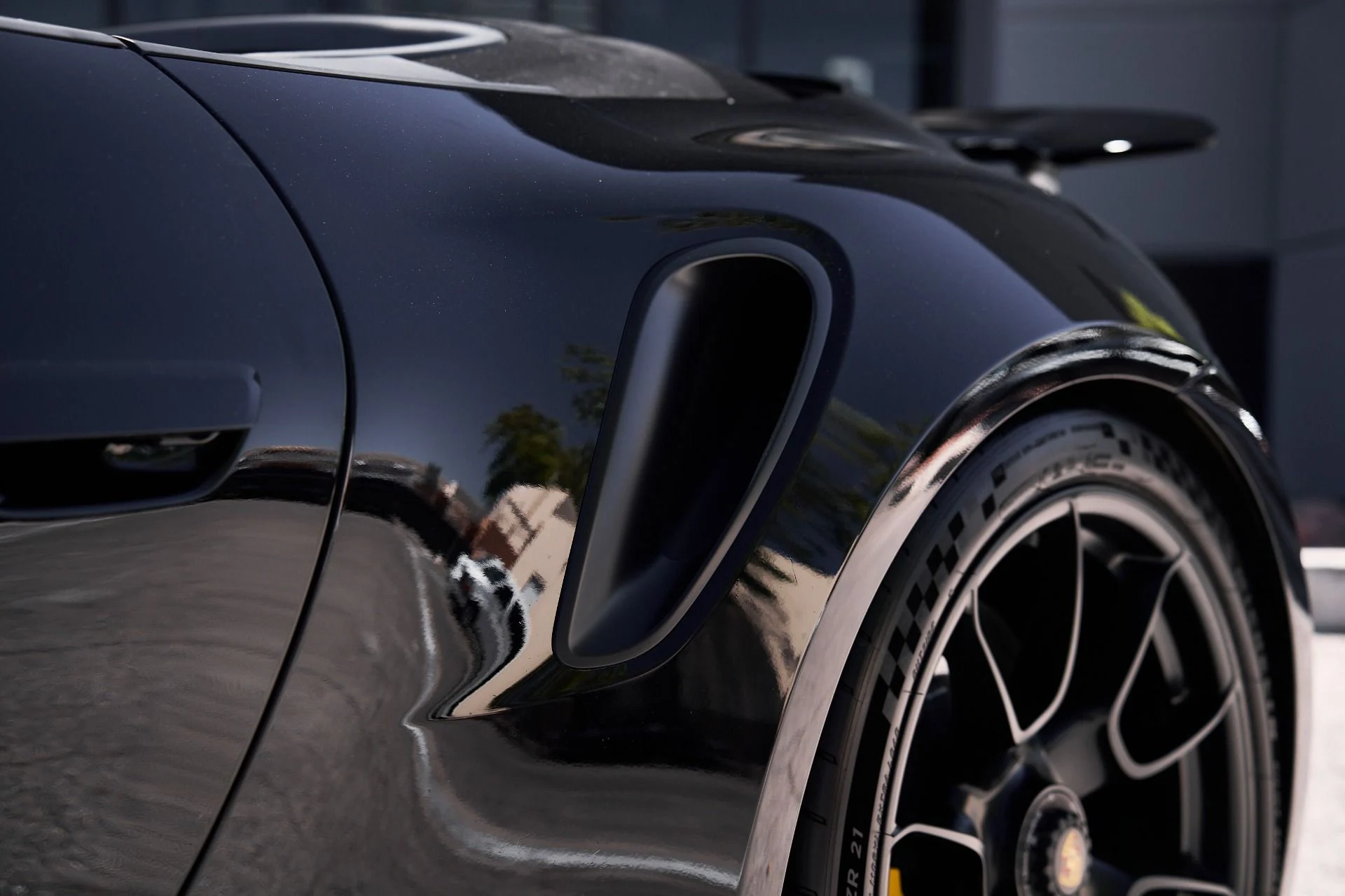 mph007_1551456753_Used_2021_Porsche_911_Turbo_S_1755568344_a9d207d472