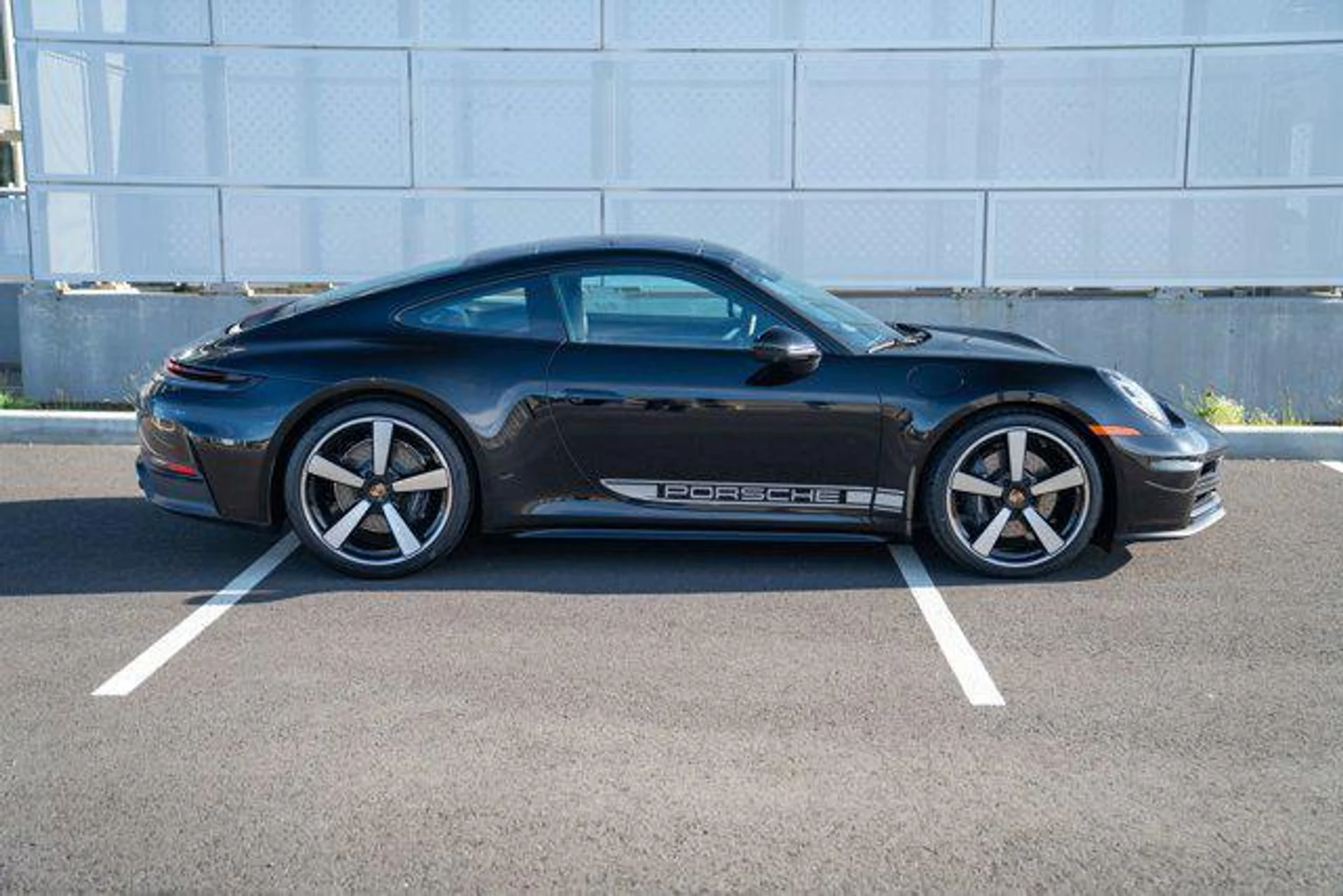 mph007_1551808829_T_Tu_VUXA_Khom_DWI_Zmdn_G71_Do3_P0_af48a60d98