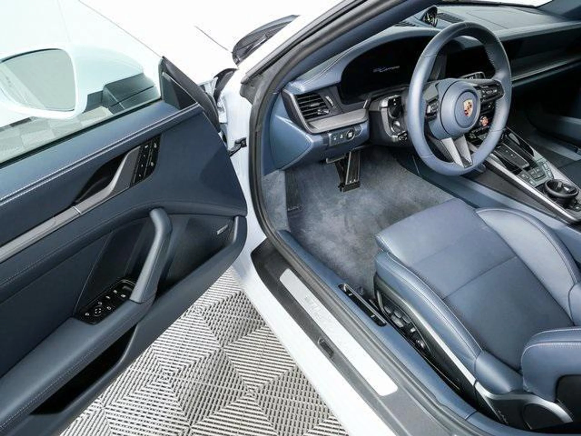 mph007_1559110649_k_EJFWQ_Oe_G_Gun98cb_IM_Ze_S7_Vo_O_Ko_ae153476b5