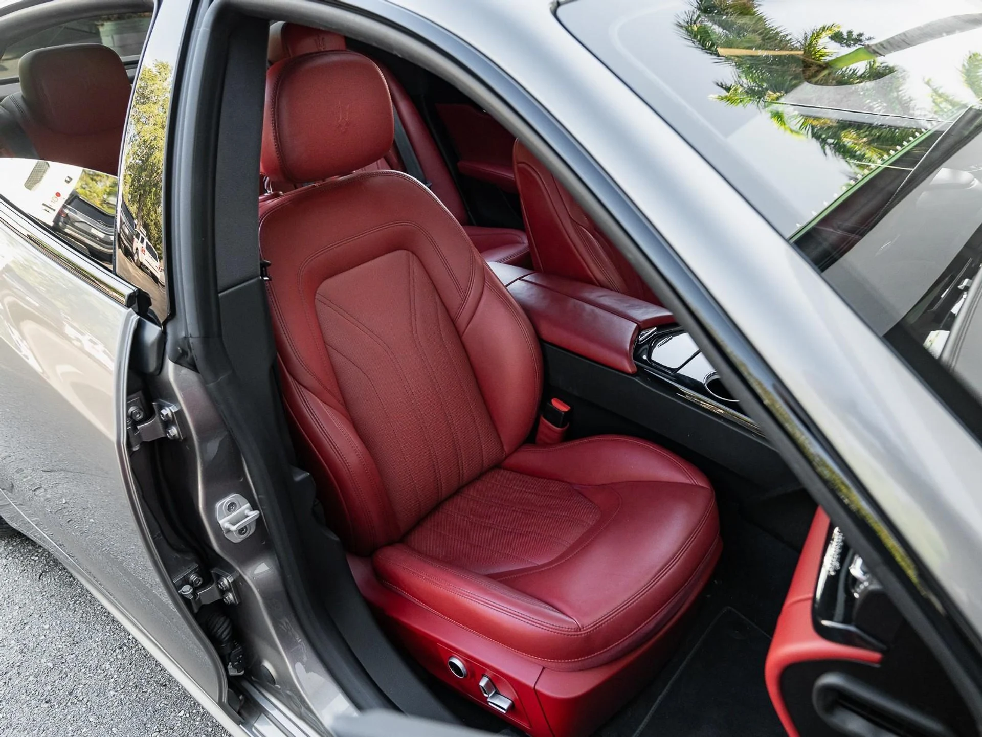 mph007_1570906041_Used_2022_Maserati_Quattroporte_GT_1765231520_492a4eac47