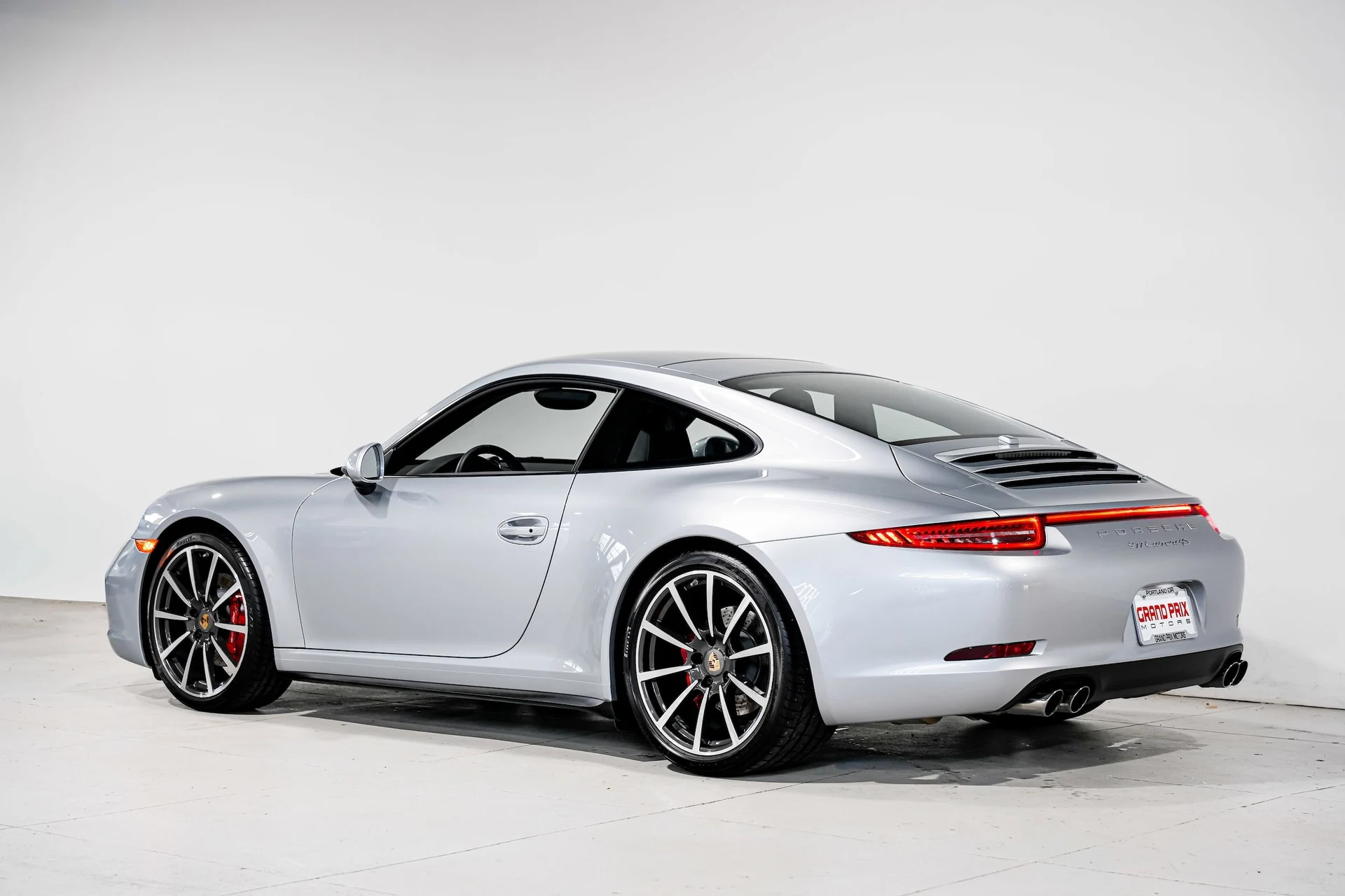 mph007_1573776293_c6c3bbccb7b7f22909b554cae1e06485x_79ae542984