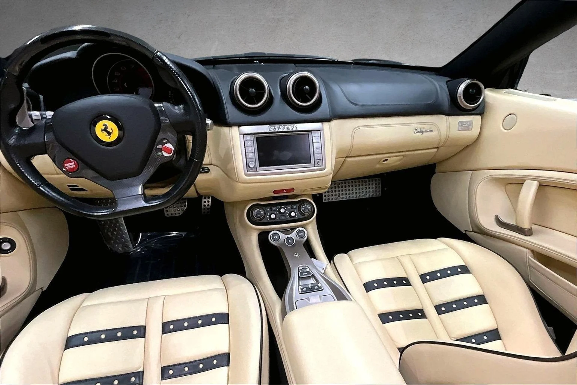 mph007_157970197_2ddd90bfc5944cd5a3d6d4912fdcef62_677e472f34