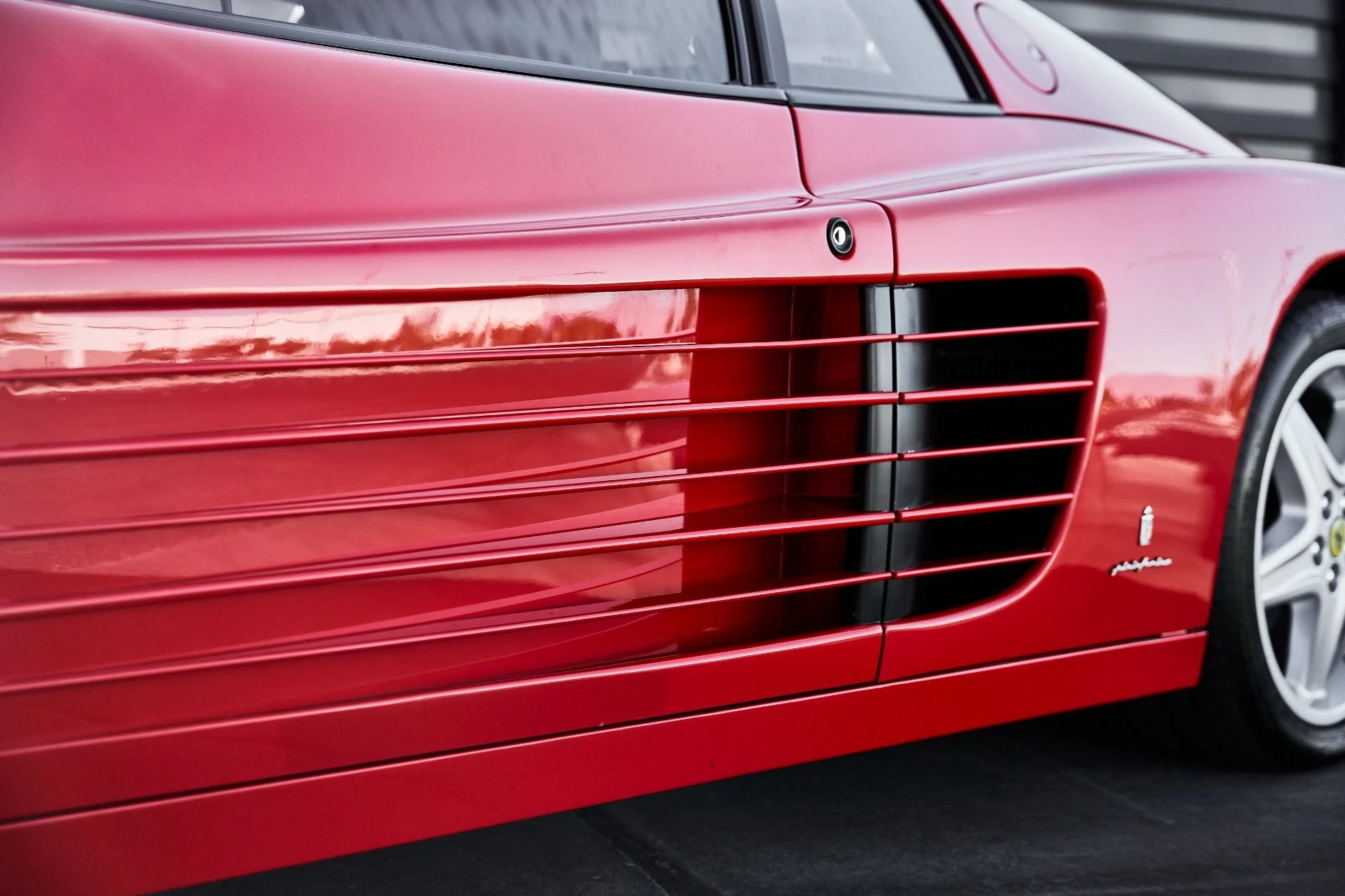 mph007_1580519227_Used_1993_Ferrari_512_TR_1776807719_0c4c08887c