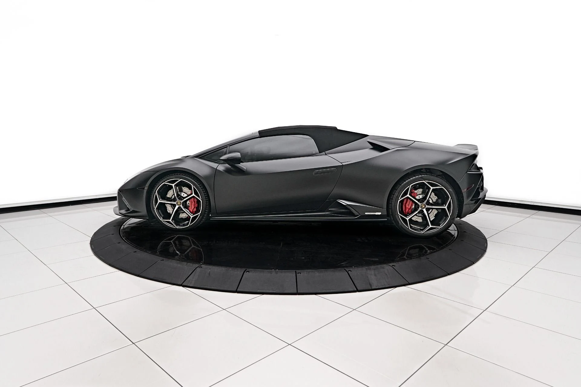 mph007_1589167884_Used_2021_Lamborghini_Huracan_EVO_Base_1729305631_e961dae601