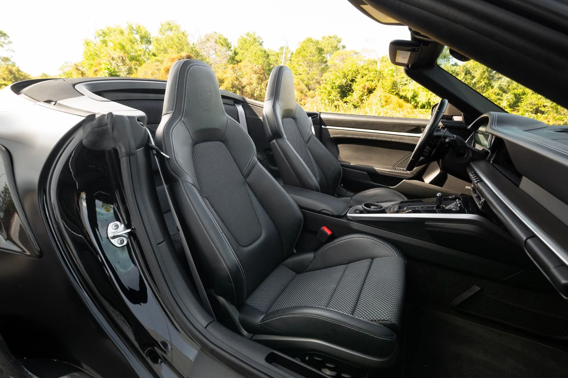 mph007_1594328475_Used_2021_Porsche_911_Turbo_S_Cabriolet_1770146418_7030397092