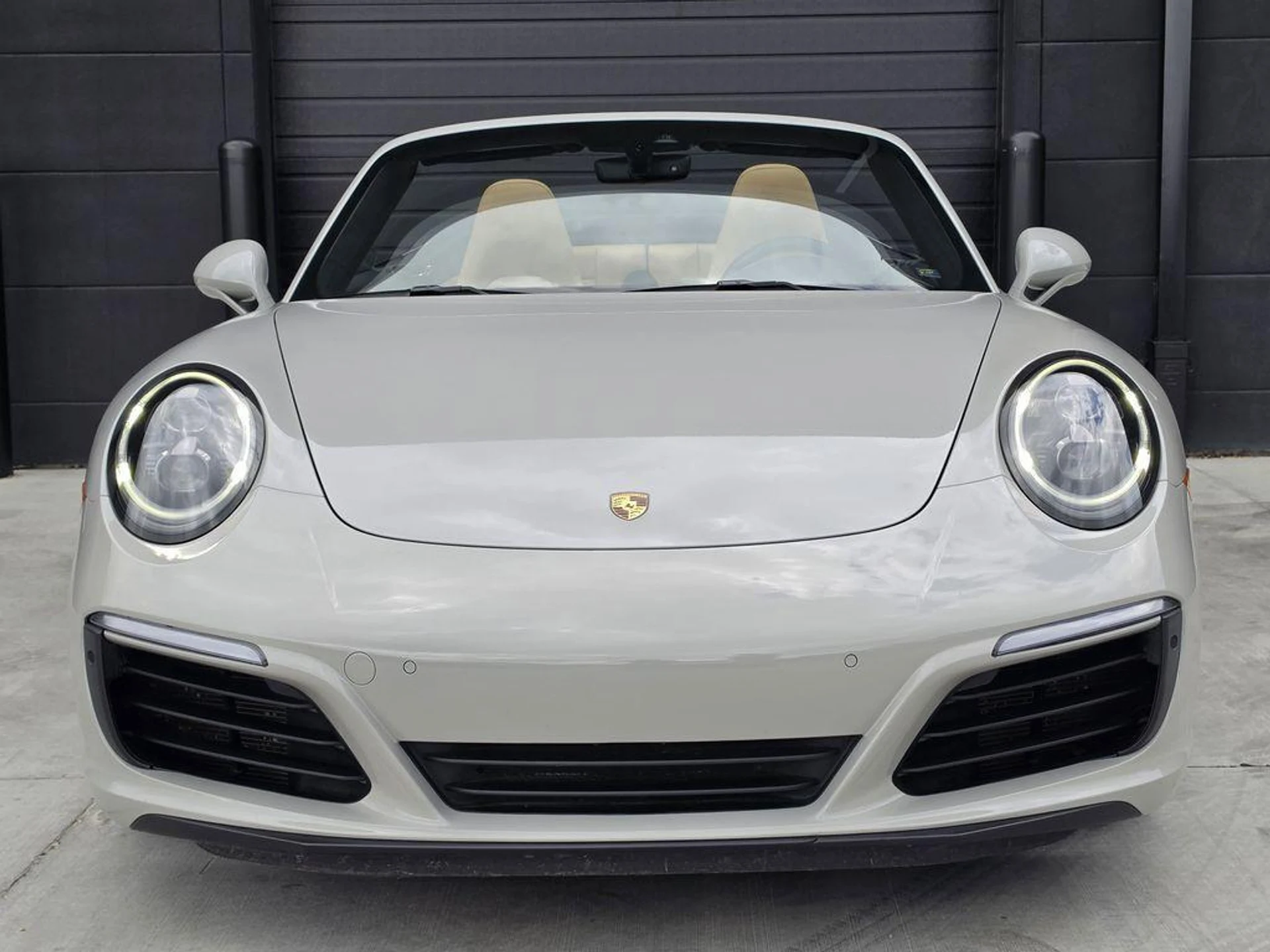 mph007_1596105826_LA_Ik4t_E950t_ZYW_9x2f_EQSQSINY_c231779270