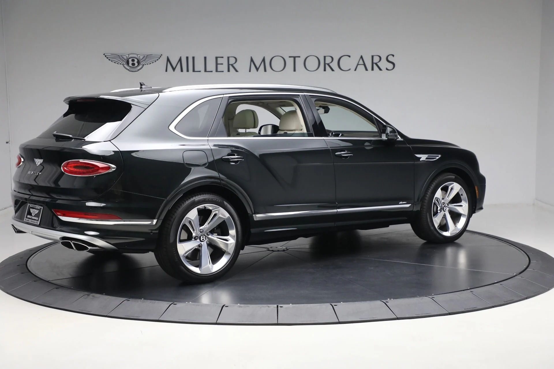 mph007_1598249267_Used_2024_Bentley_Bentayga_EWB_Azure_V8_107c418def
