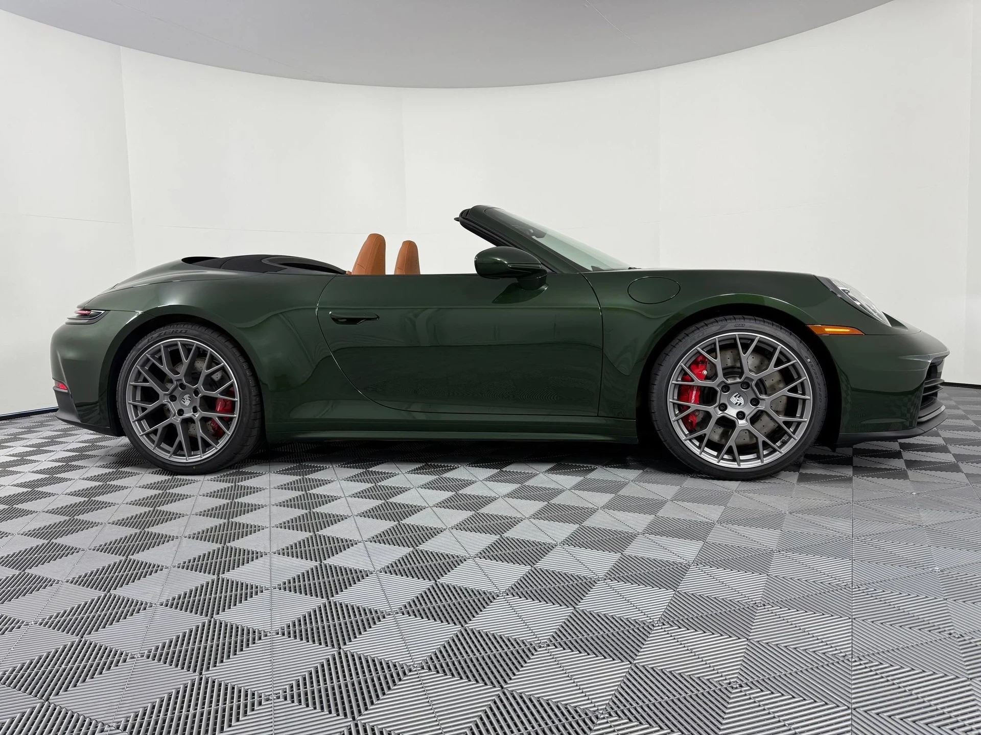 mph007_1601042745_bc042ec346c7d46dbee5ff01d7442a0bx_b3f2e0401b