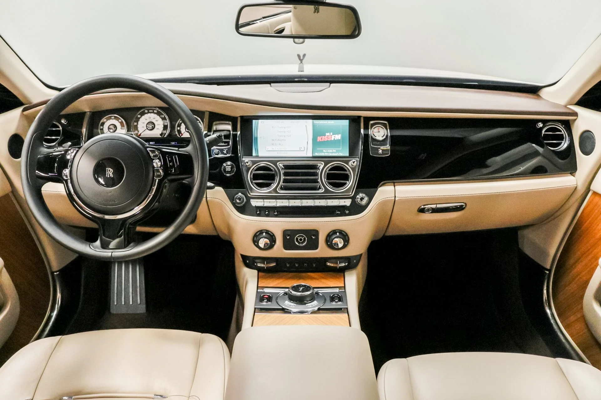 mph007_161721270_Used_2014_Rolls_Royce_Wraith_1761229868_b2a4689d67