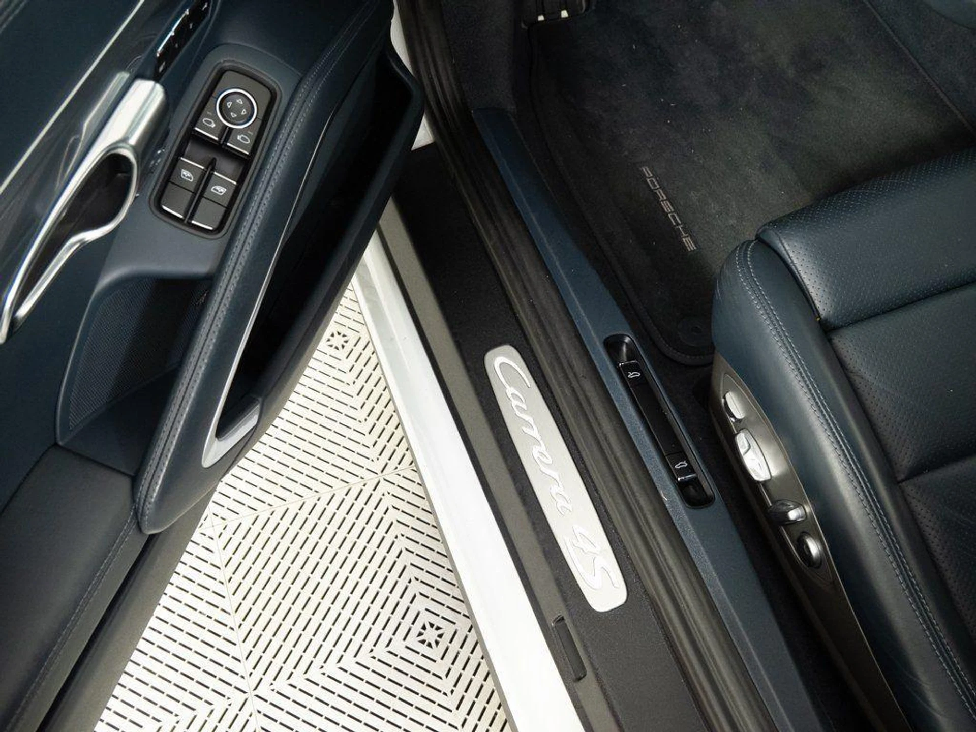 mph007_1621217608_w_QY_Ggks_XNN_Hjv0_S3j_W_Kf_Fi_Vjp_Ms_c0113911d9