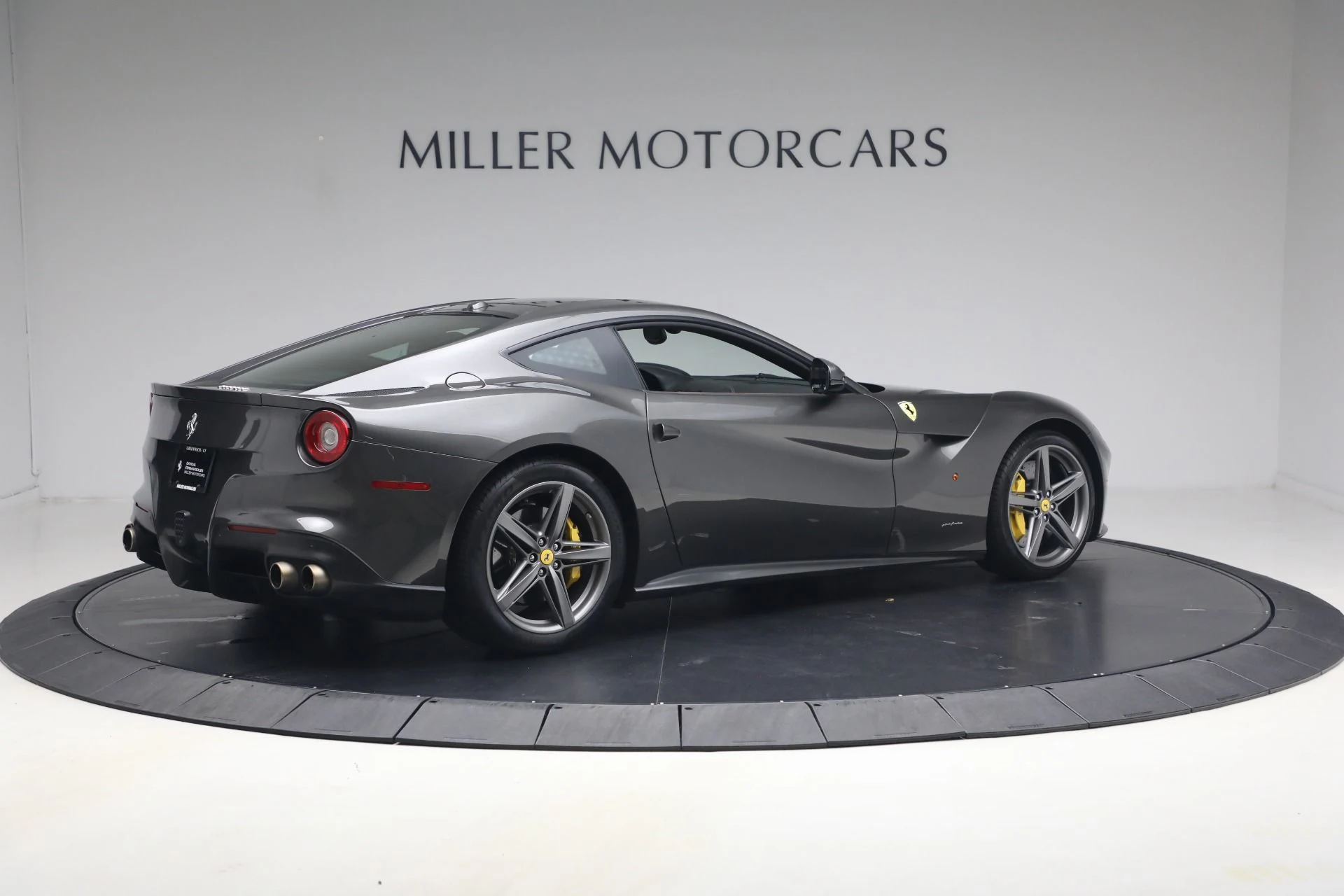 mph007_1622258417_Used_2014_Ferrari_F12berlinetta_1784557608_fd4a0a55e5