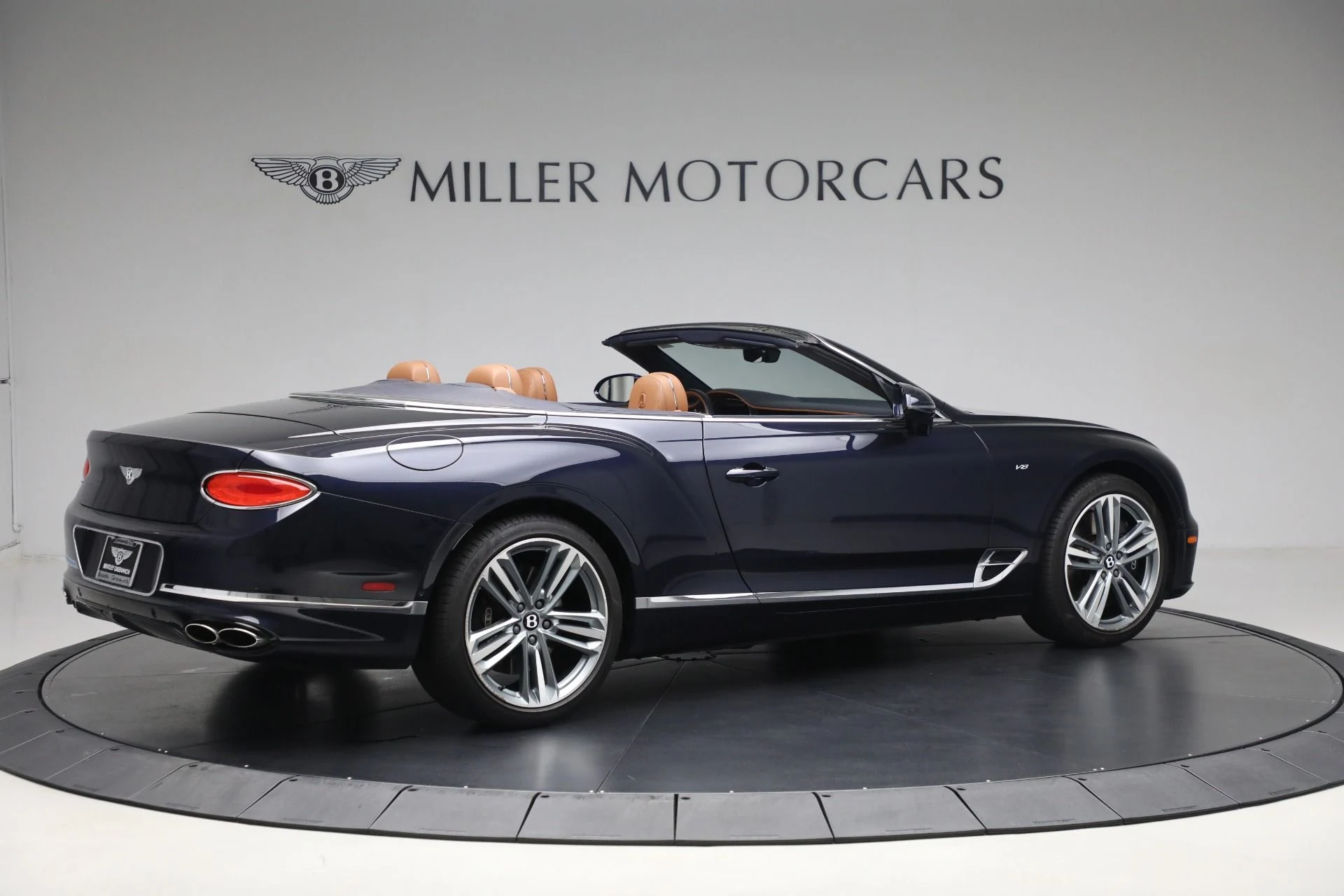 mph007_1624596793_Used_2021_Bentley_Continental_GTC_V8_fb0b8de4a5