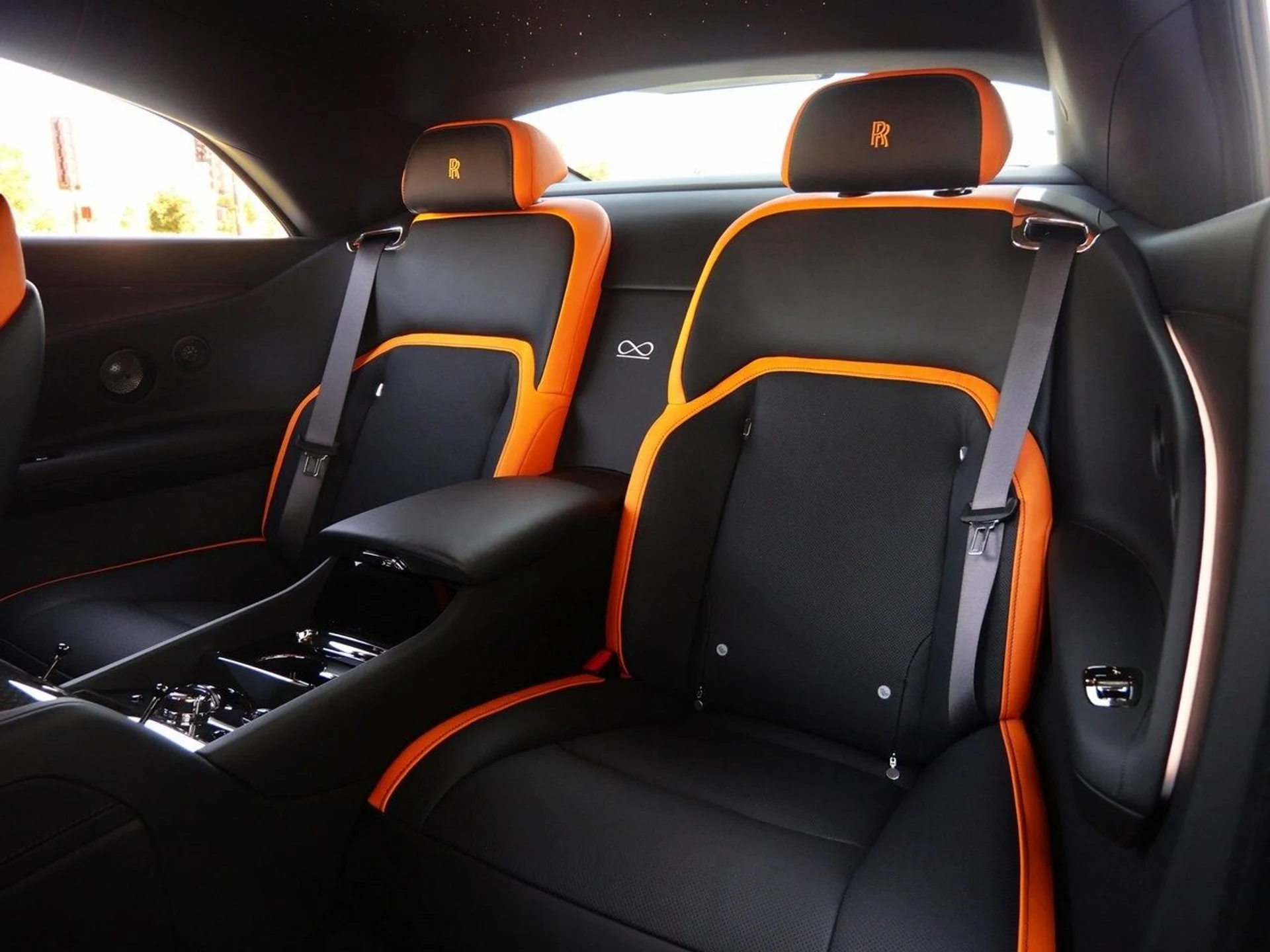 mph007_162825407_34951cd6a6eb4d9185fb378f681794adx_6124cb407c