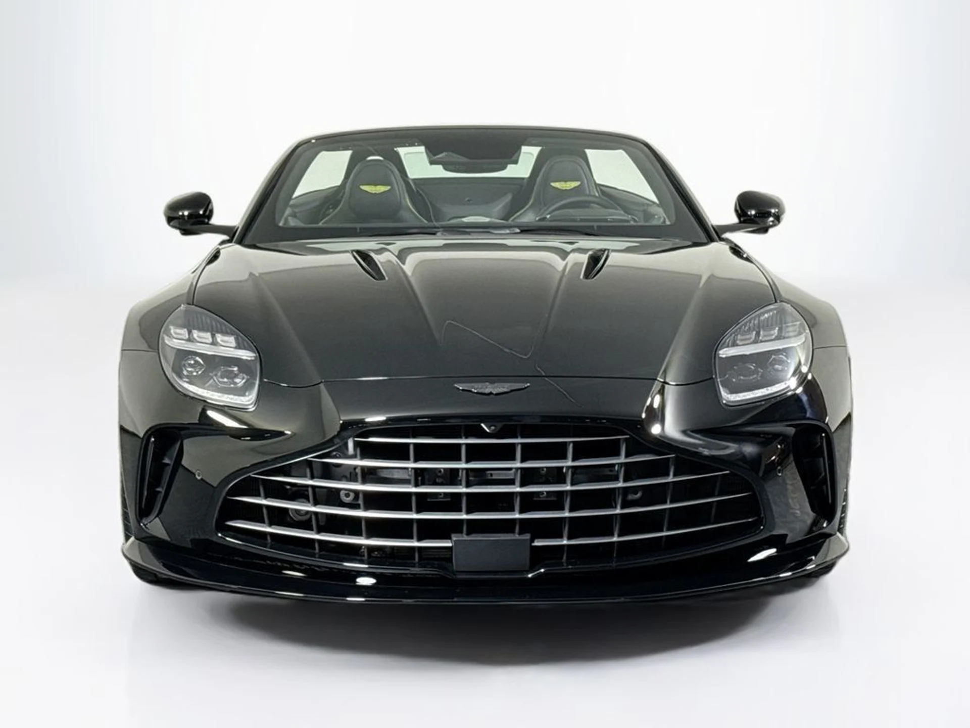 mph007_1628961916_new_2026_aston_martin_vantage_sroadster_11350_23059247_8_1024_66cdaf1dd1