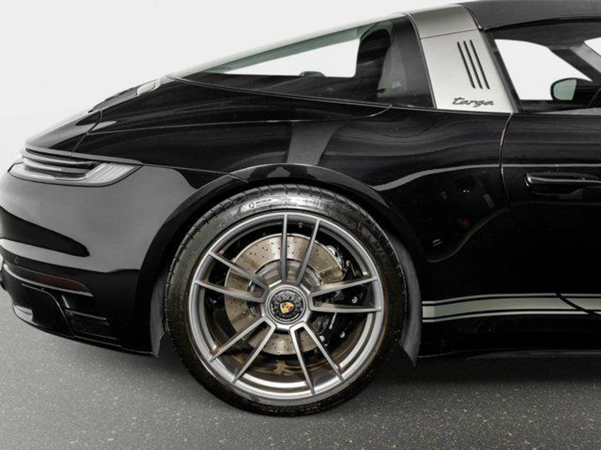 mph007_1631421307_nu_E5_Lna7fz_Qvx8joz9z_Pkc_Cn_I_aa6add41fe