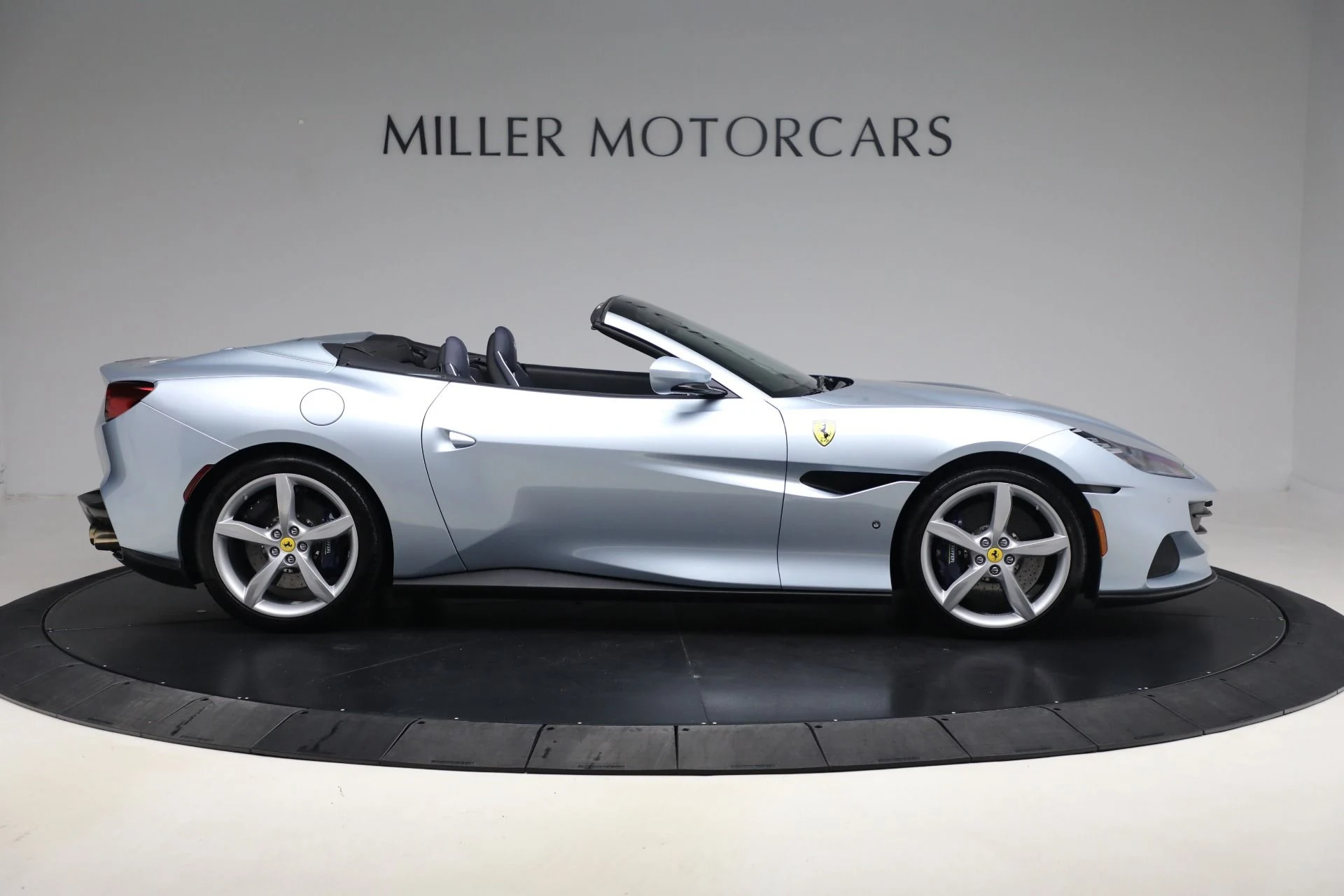 mph007_1643395398_Used_2023_Ferrari_Portofino_M_1762634219_b5dadf77a3