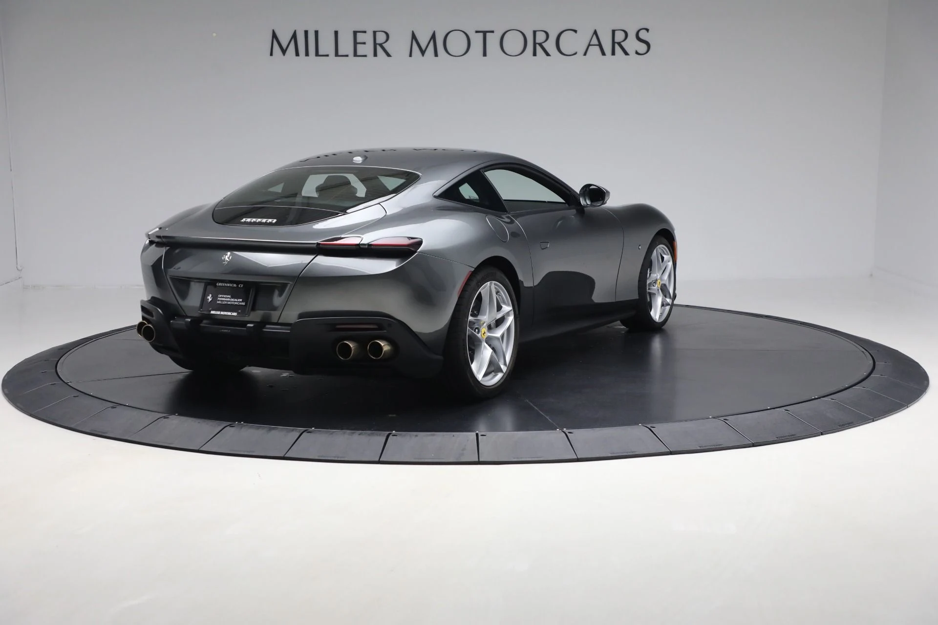 mph007_1646518912_Used_2024_Ferrari_Roma_294f77b53b
