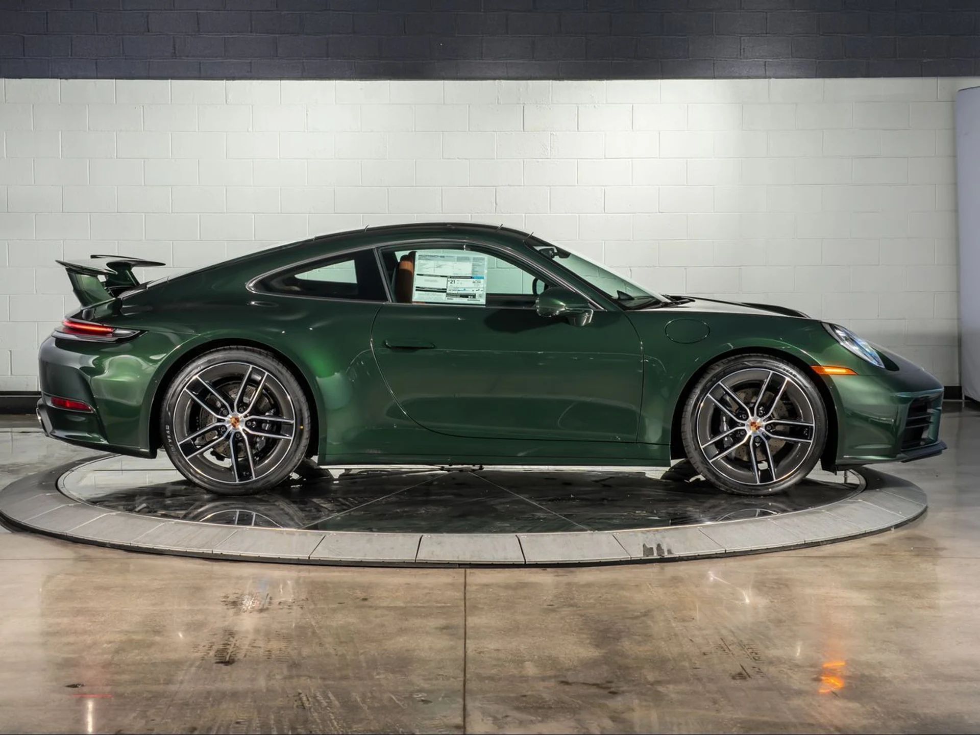 mph007_164993912_57f10071de28f7bbd43adbc9c96900c9_008c2d9a26