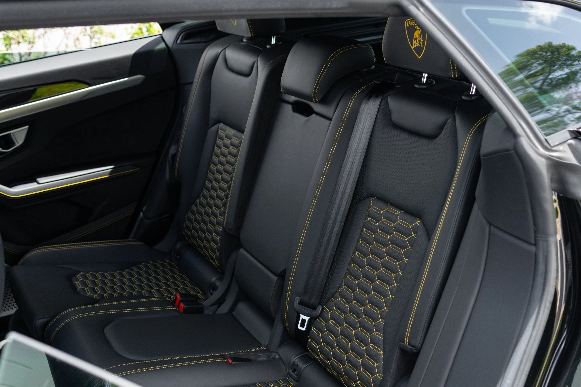 mph007_1657697897_Used_2022_Lamborghini_Urus_1776127481_0b84f1c14e