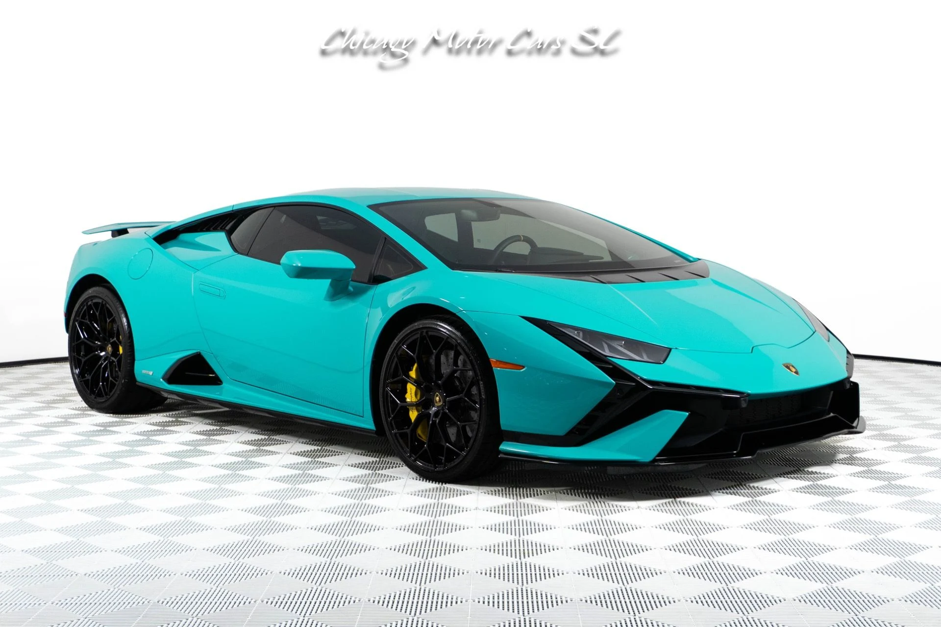 mph007_166222297_14097_p8_l_40bdb81b38