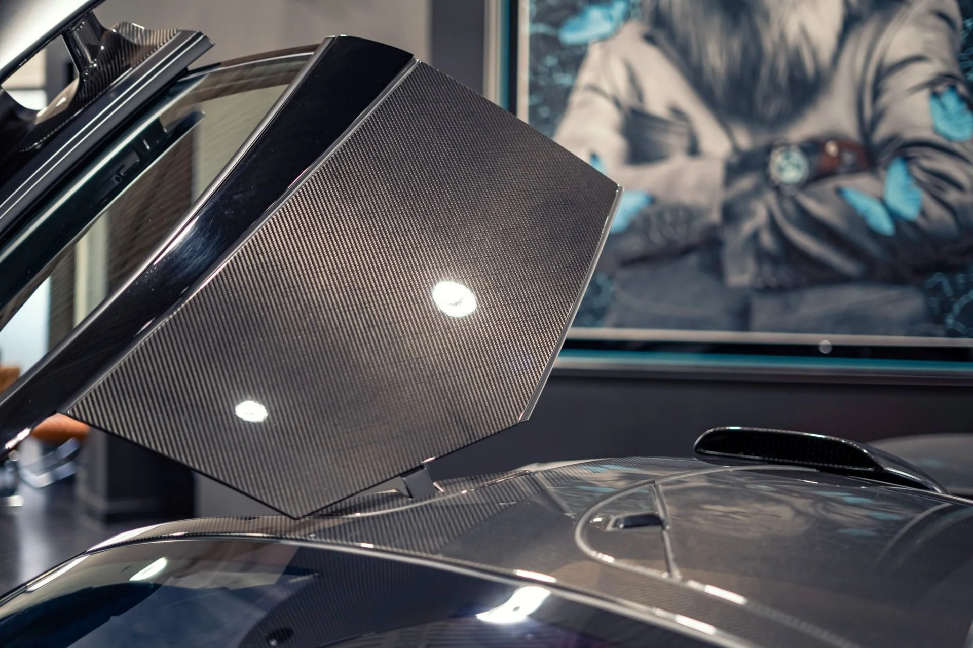 mph007_1674182417_Used_2021_Mc_Laren_765_LT_568000_MSRP_Chicane_Grey_Carbon_Roof_Scoop_1779213543_66397b5a7e