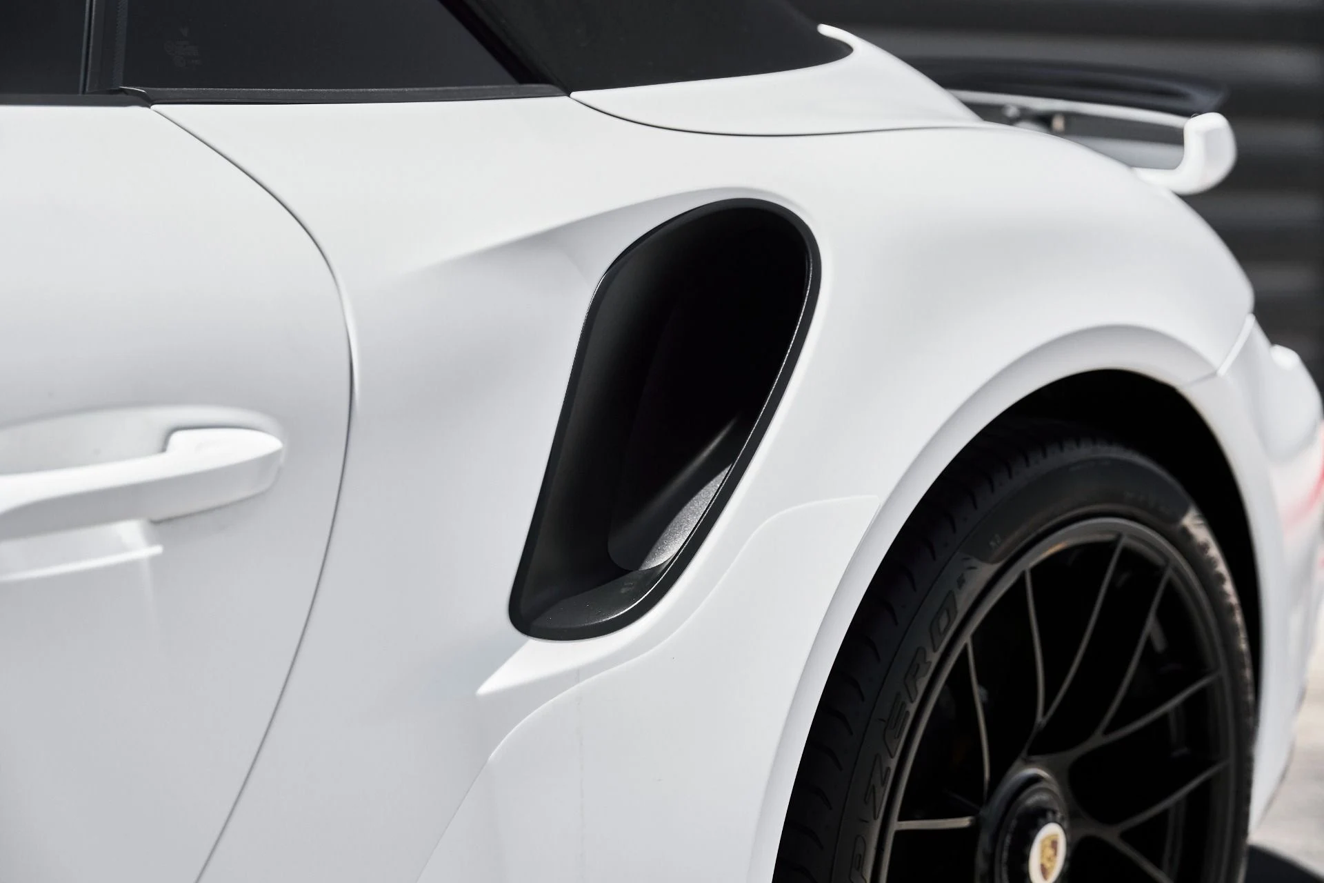 mph007_1674201510_Used_2019_Porsche_911_Turbo_S_1781225391_57f71eba3d