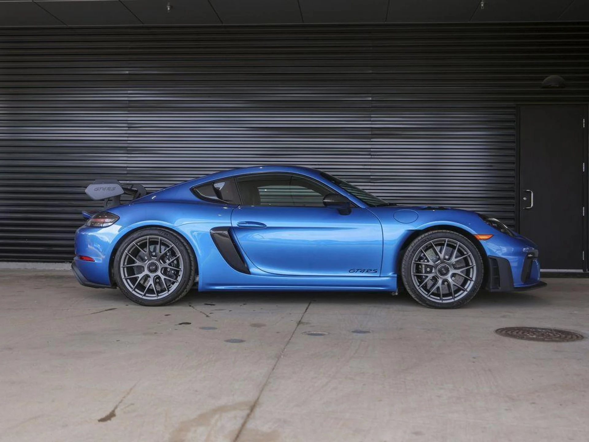 mph007_1678081524_6_RZ_Gbi_E6zg_Qd7pjy_Jks672_Mz_Rx_U_8a595b012a