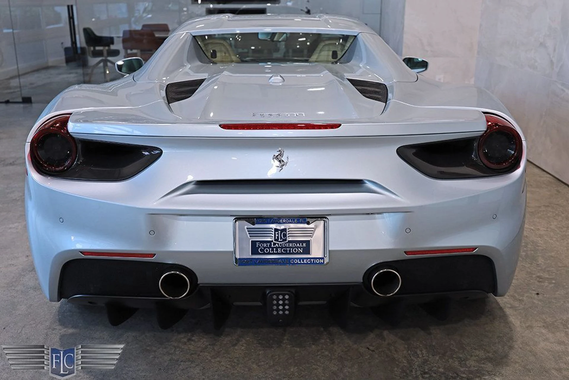 mph007_1679602684_used_2019_ferrari_488_spider_convertible_9689_22967902_8_1024_f7e835cbde