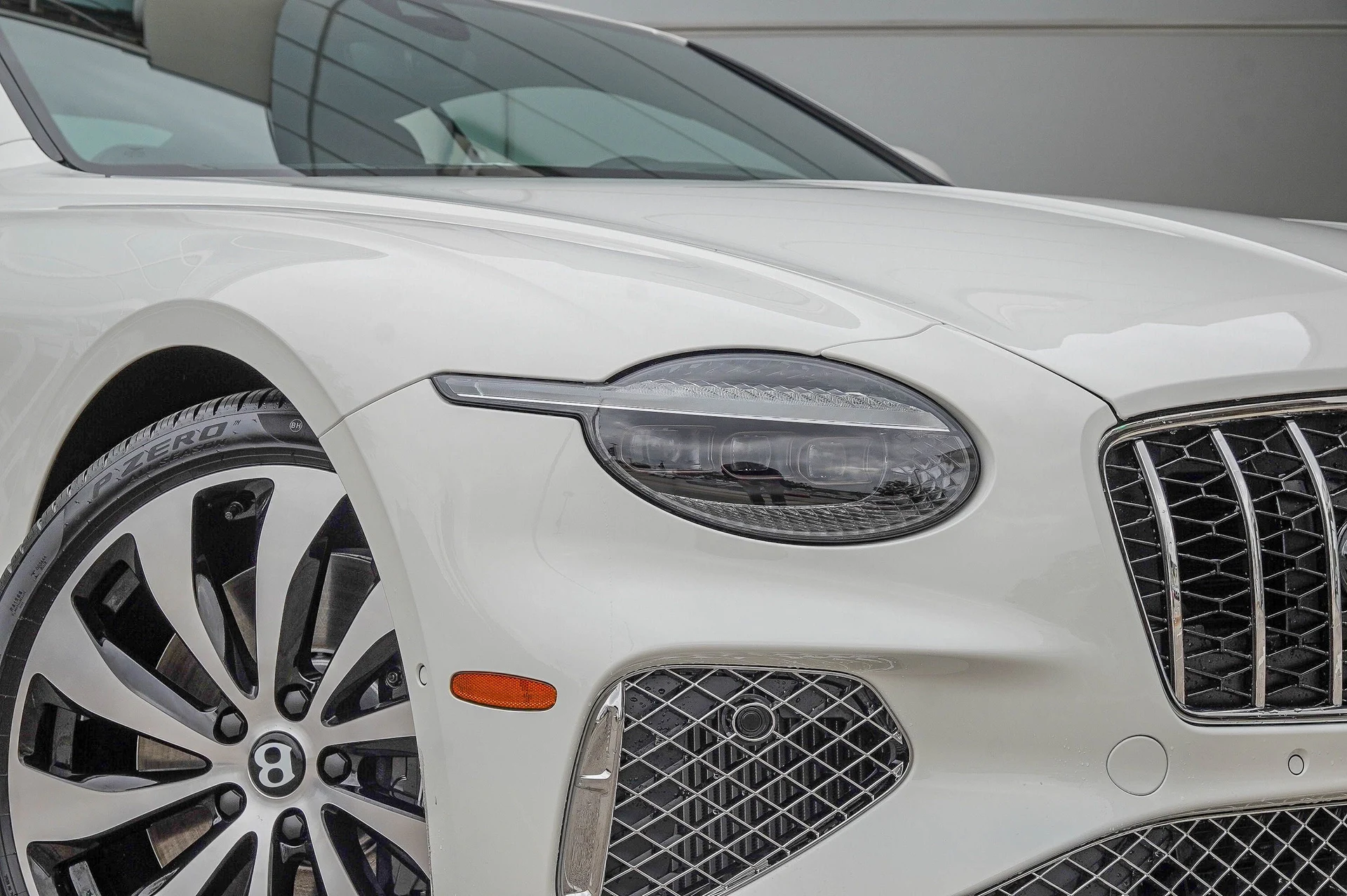 mph007_1684112610_Hi_Tech_Luxury_Imports_LLC_SCBCP_2_ZG_7_TC_025858_image_7_fd02a72f10