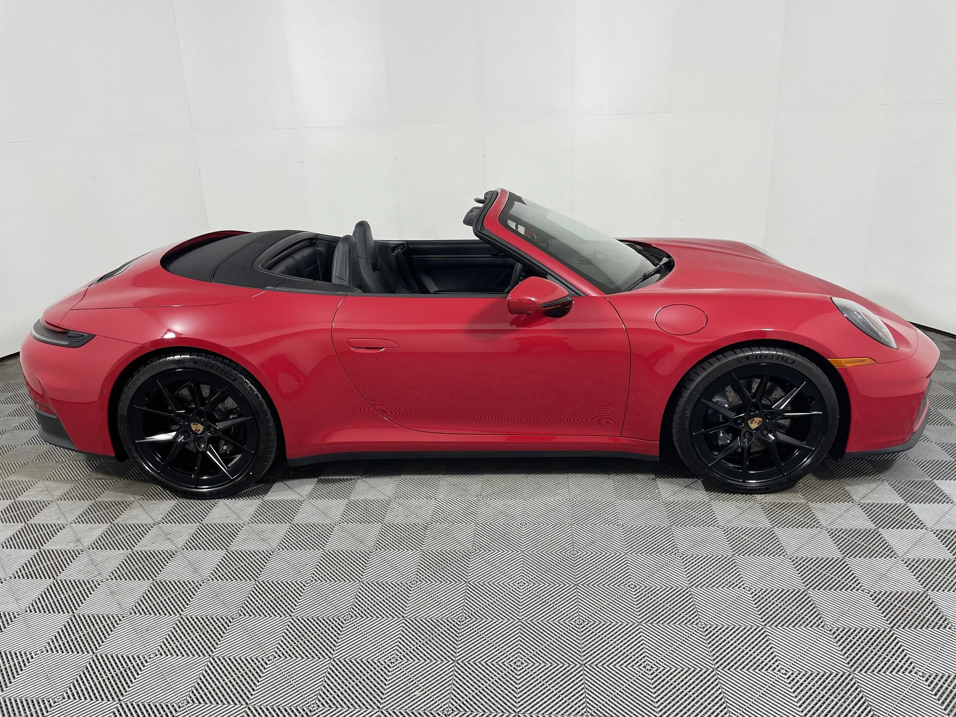 mph007_168434639_9db00bfec6a2013e0da6940e3434e8bfx_ab3e1fa36b