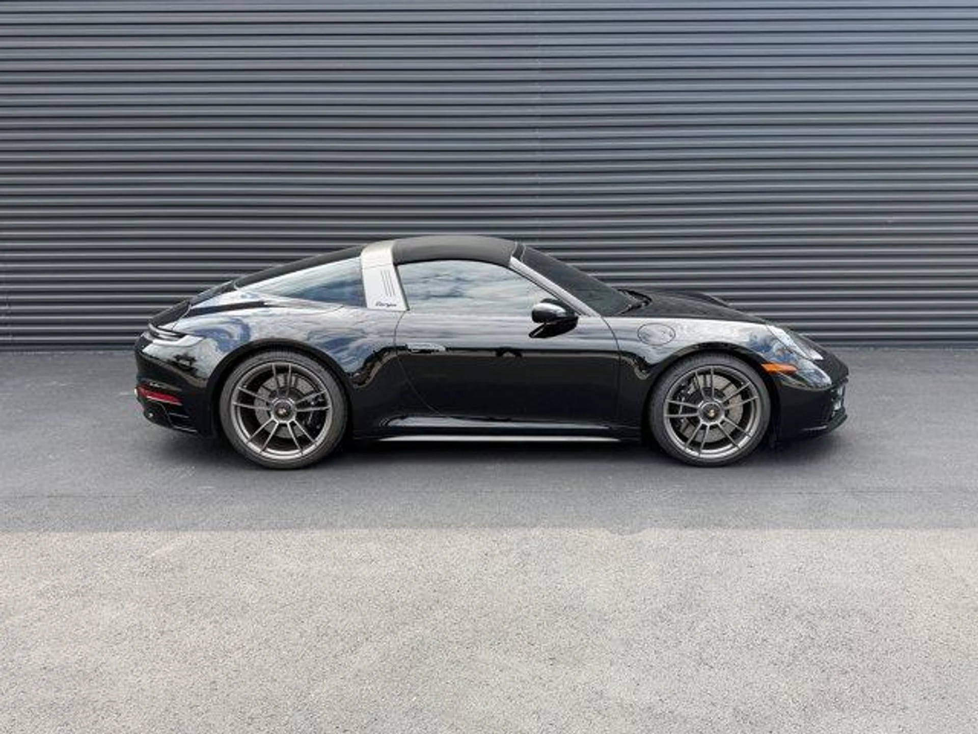 mph007_1688425111_Y_Asx3l_BG_1vrv_Dst_La_Xrcb_U68_Qso_7781c62b4b