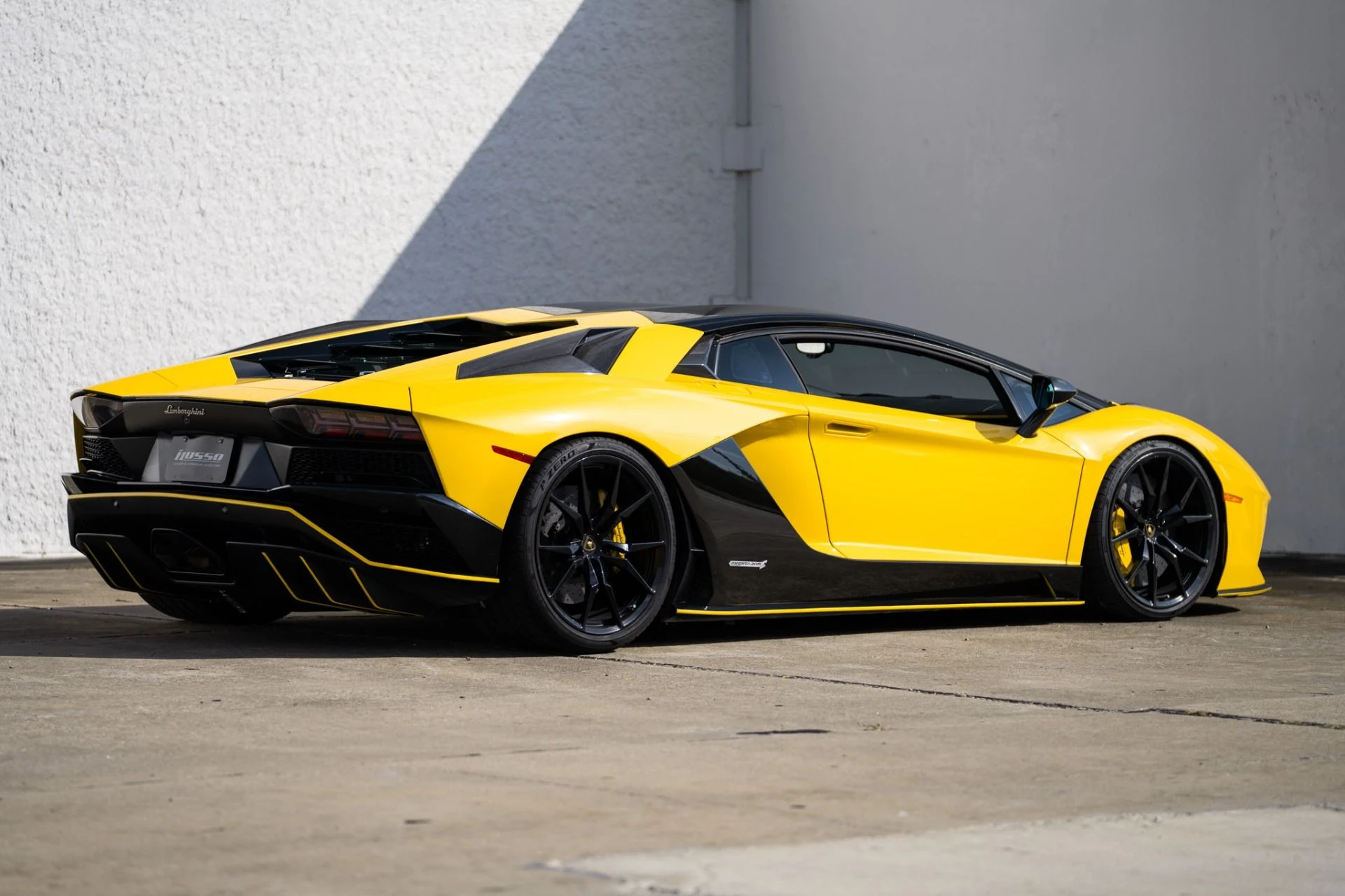 mph007_1693159064_Used_2018_Lamborghini_Aventador_S_LP_740_4_S_1761083724_ec894dd081