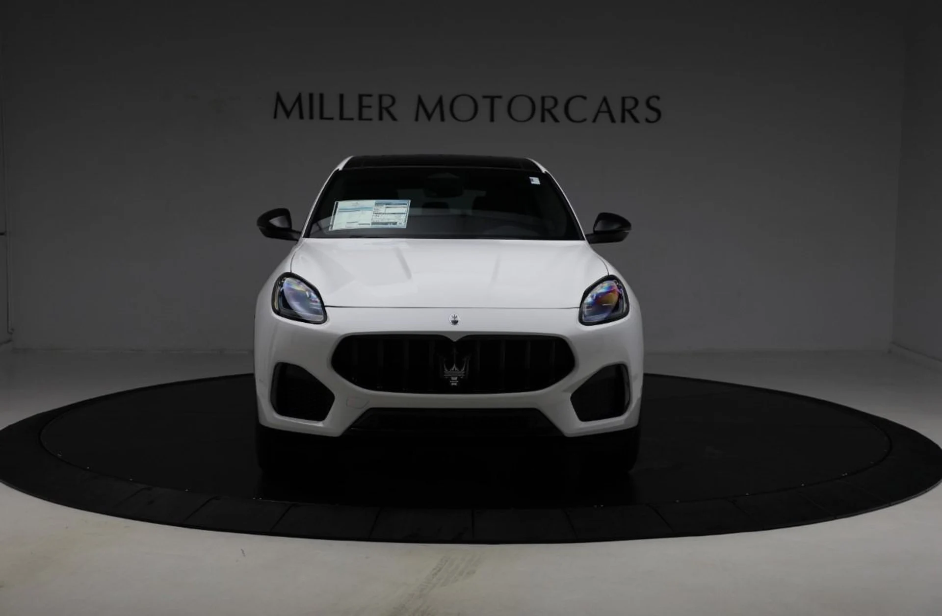 mph007_1700033488_New_2025_Maserati_Grecale_Modena_c2448a6f3f