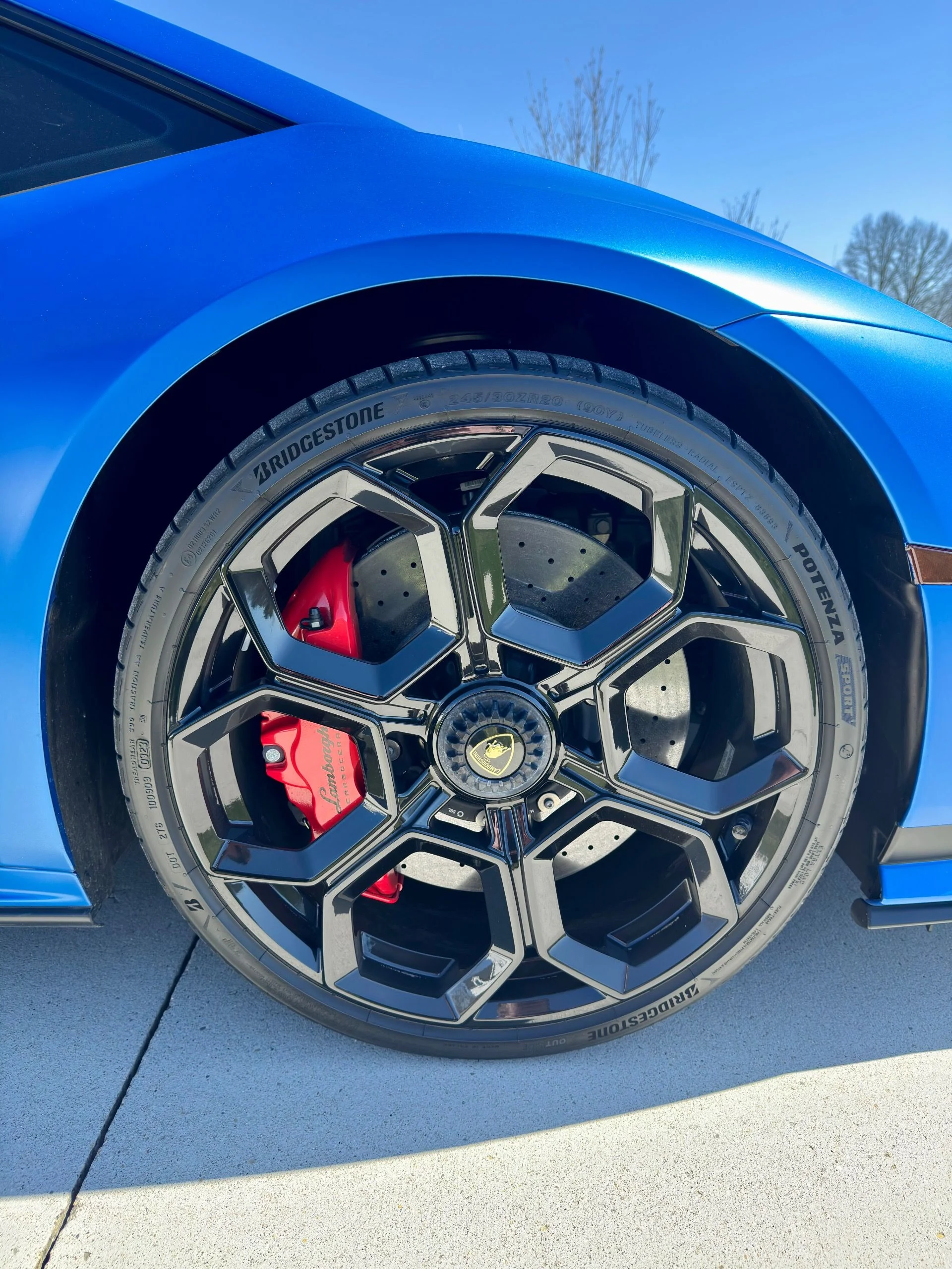 mph007_170187835_Used_2023_Lamborghini_Huracan_Tecnica_1774373424_6539670d4f