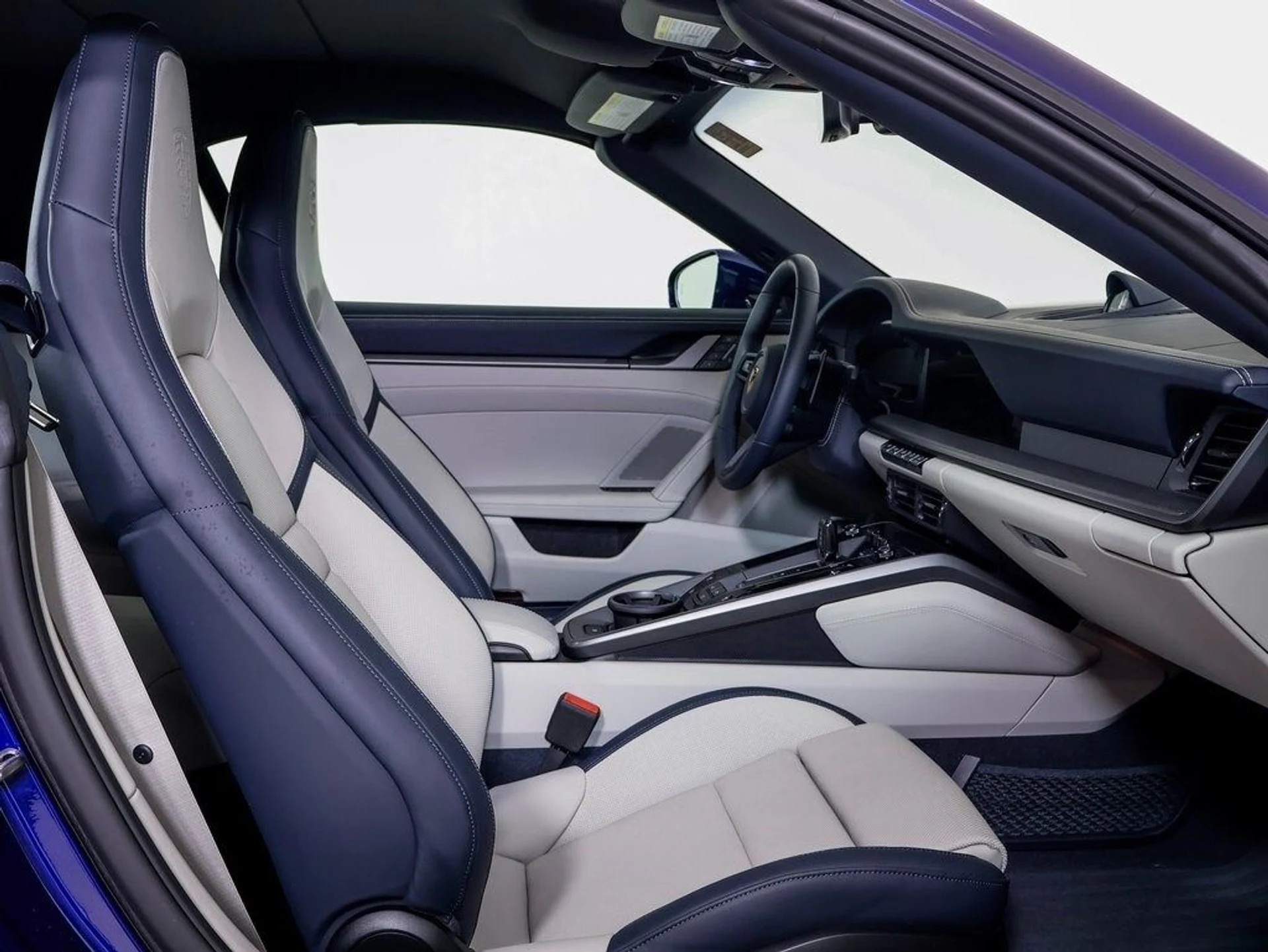 mph007_1706080353_9ab1407e35245a3e5e32949f23846572x_411a44f927