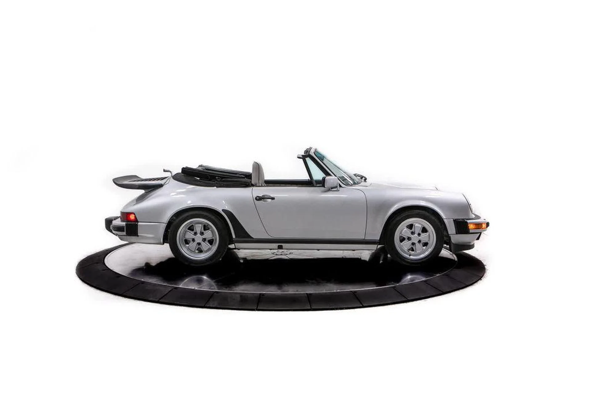 mph007_1734292010_ac_ZMU_Rasn4_Gu15_l_Mmg_Otzj_NV_7_Q_d1c2e64f19