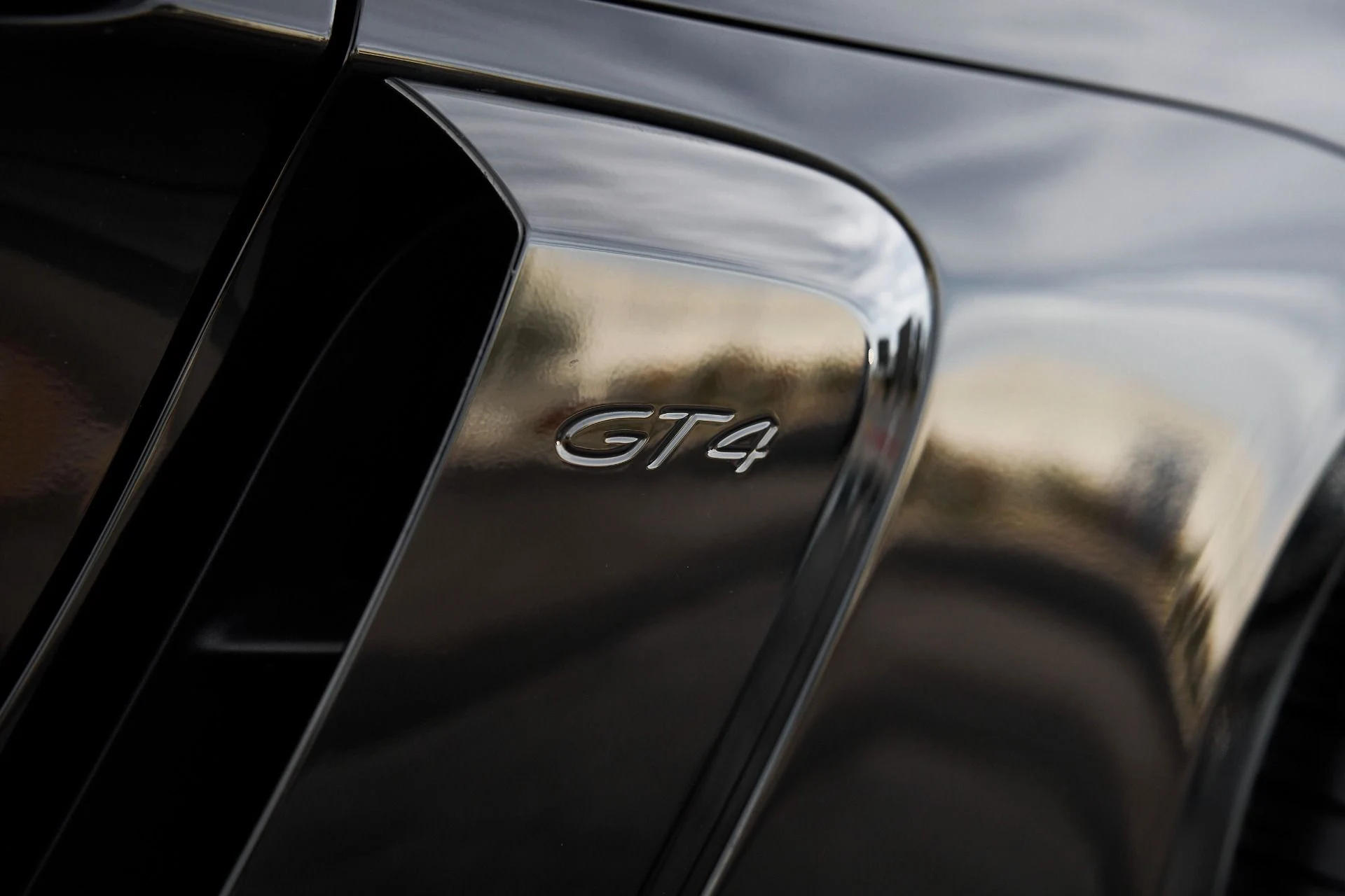 mph007_1734772039_Used_2020_Porsche_718_Cayman_GT_4_1763019547_a463b073e1