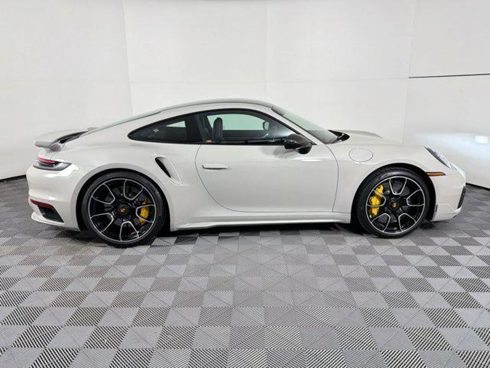 mph007_1738931236_Yv_Ud_DCX_6yi_I4_I7_Rc93z_BNK_6_J1g_0825fd9641