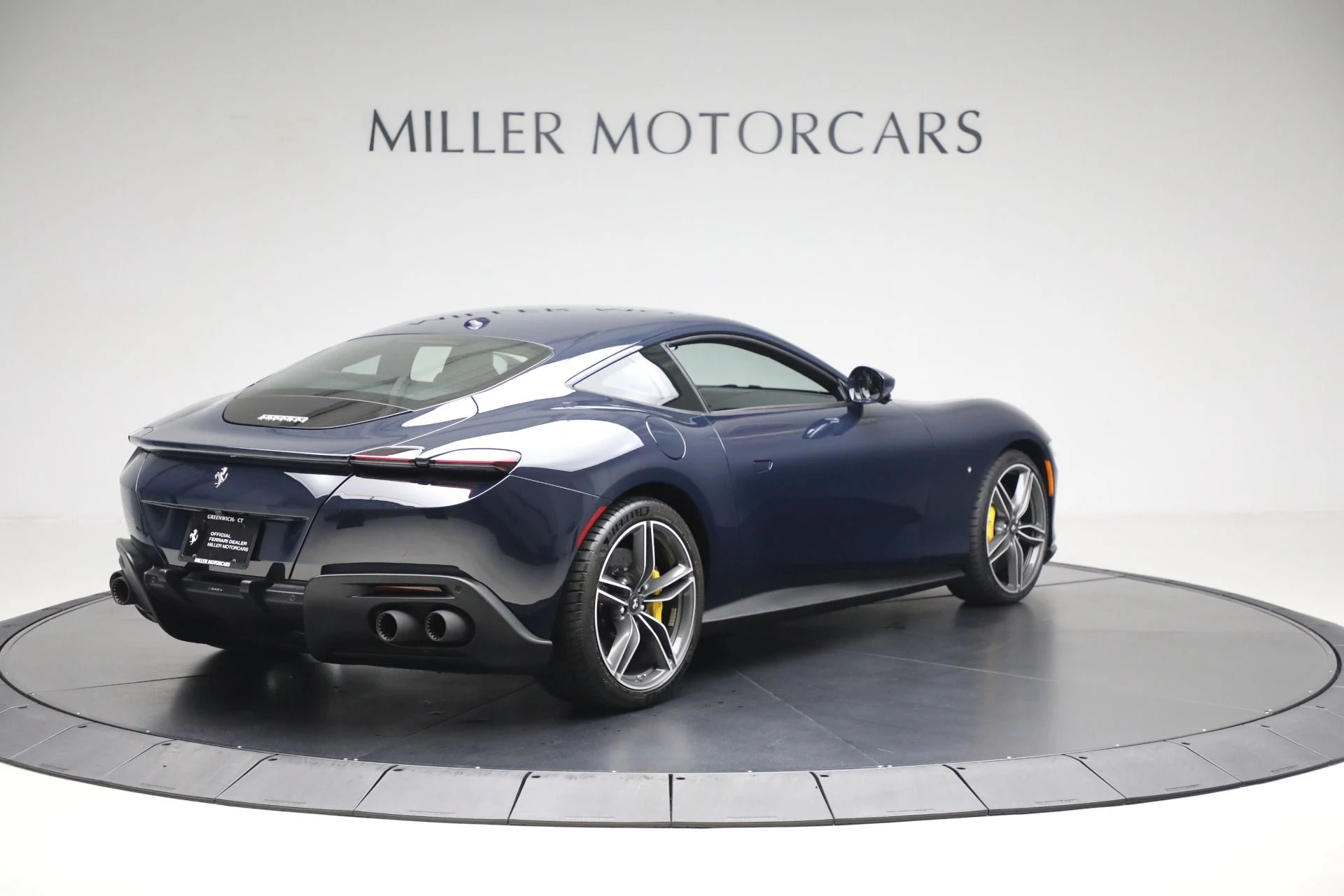 mph007_1760438196_Used_2021_Ferrari_Roma_82c74d308b