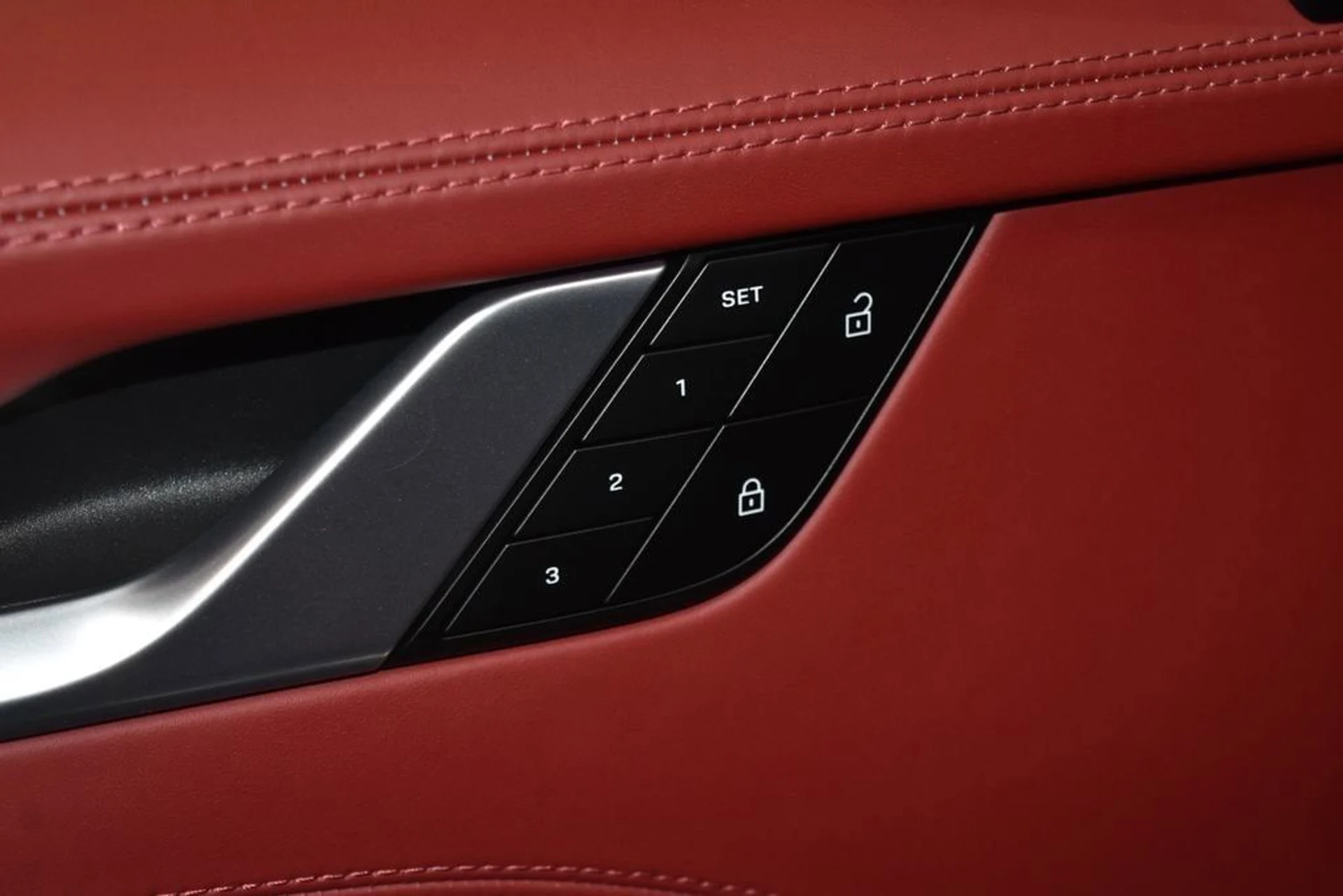 mph007_1761588893_80fc6debf4a9296f420d4eeab968c0cbx_9560c1c399