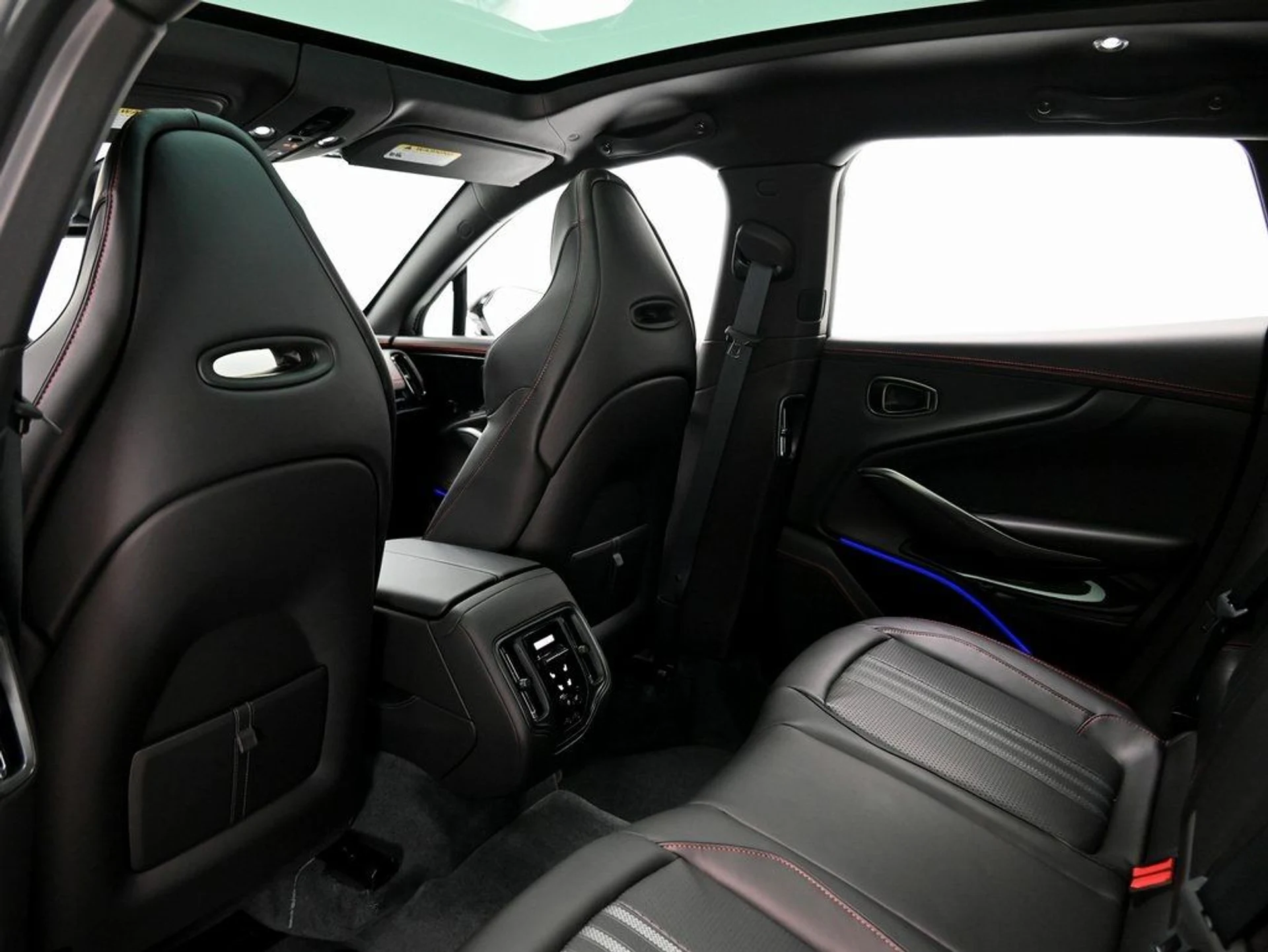 mph007_1766238654_f7365a28fbf1edd5c5044353102395b0_4ff375030f