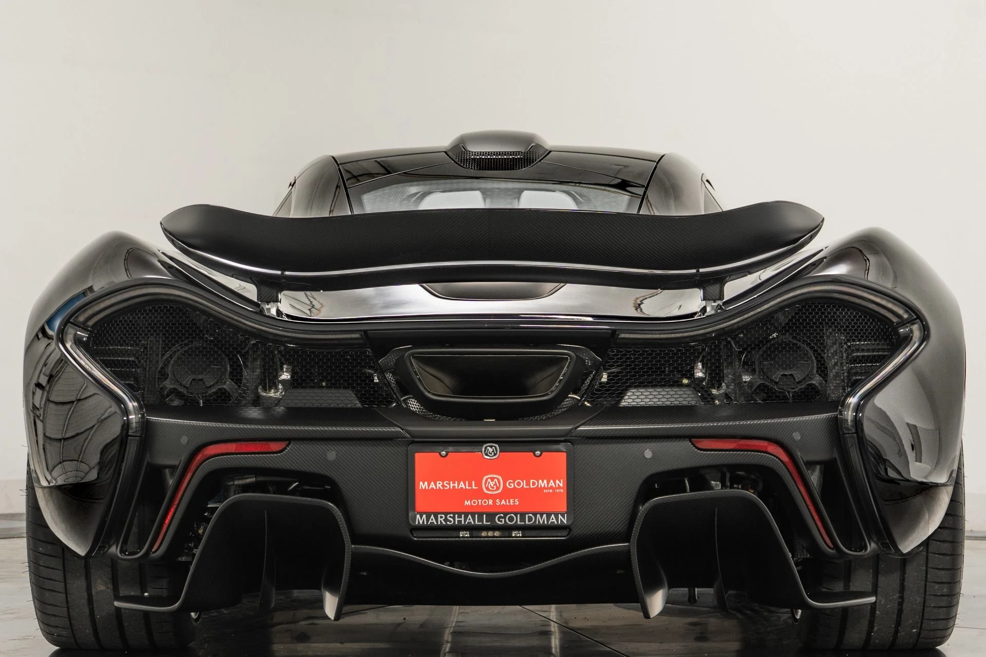 mph007_176762476_Used_2015_Mc_Laren_P1_1757693145_a8595ecf86