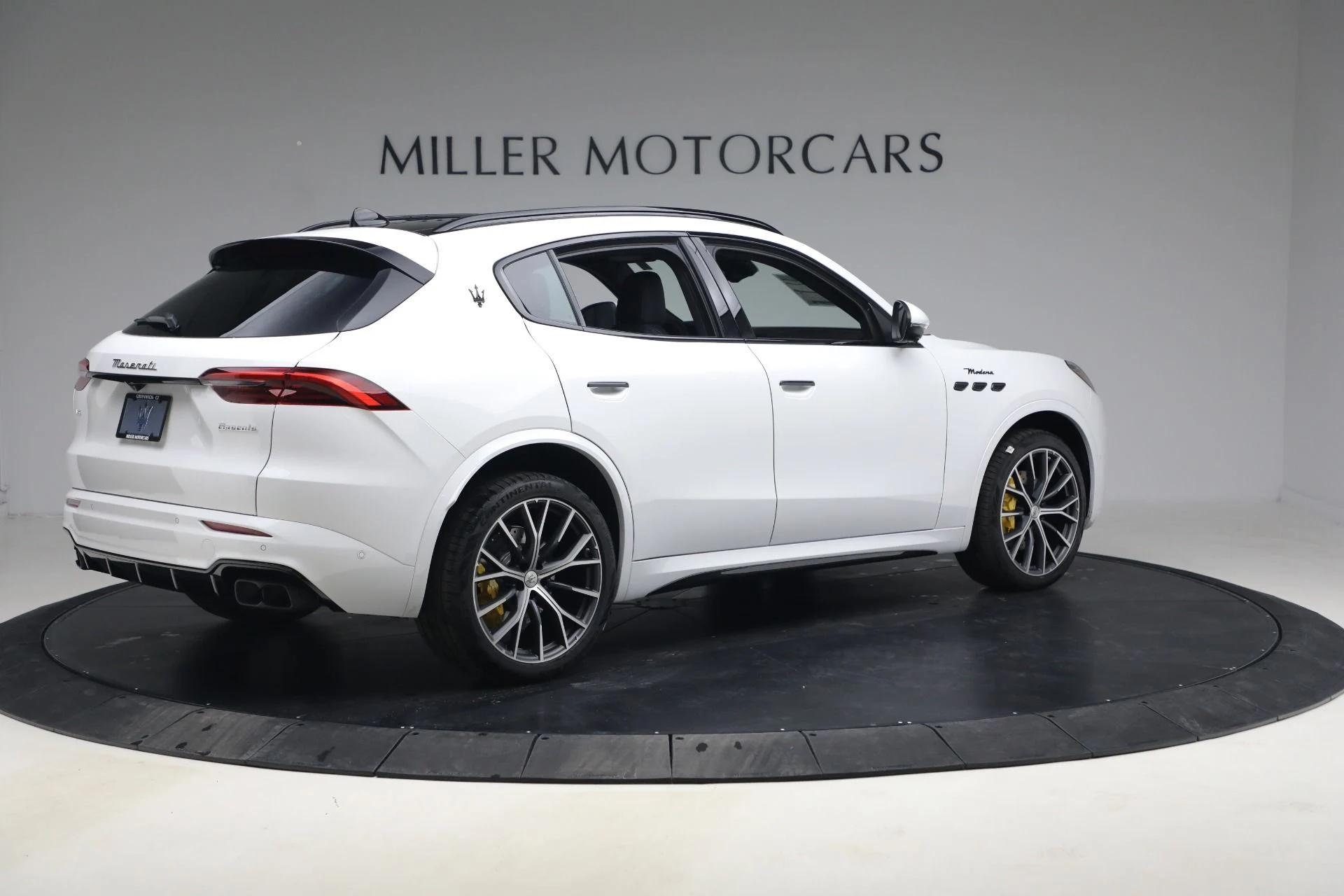 mph007_1781702016_New_2026_Maserati_Grecale_Modena_1771341407_afc0359e9a